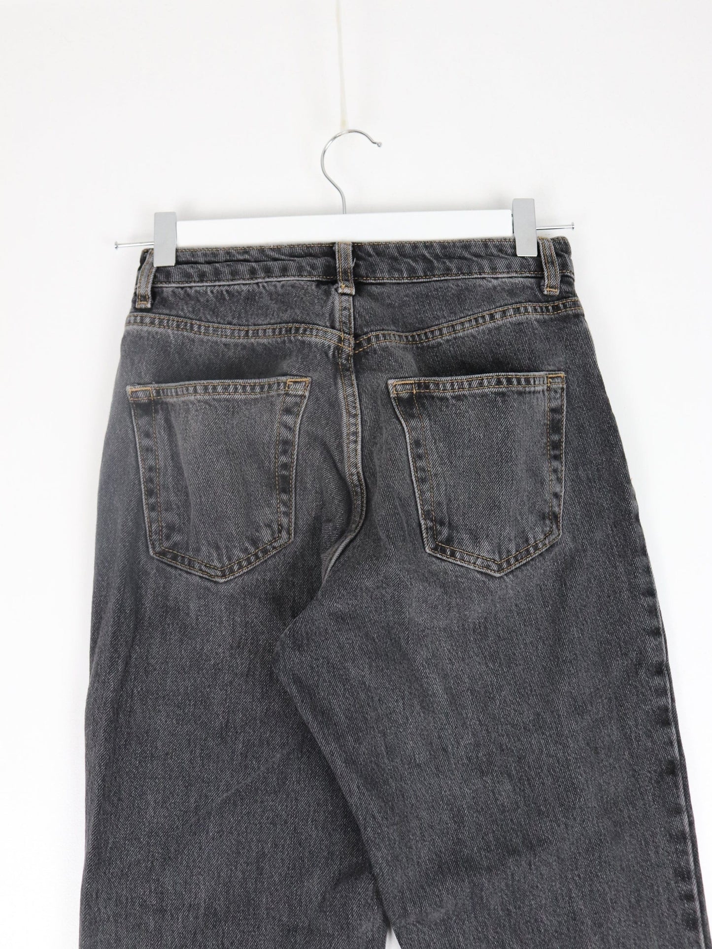 Topshop Pants Womens 25 x 30 Black Denim Jeans Mom High Waisted from propervintagecanada