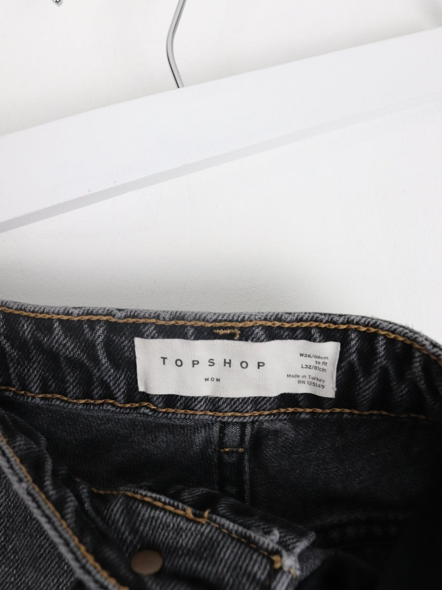 Topshop Pants Womens 25 x 30 Black Denim Jeans Mom High Waisted from propervintagecanada