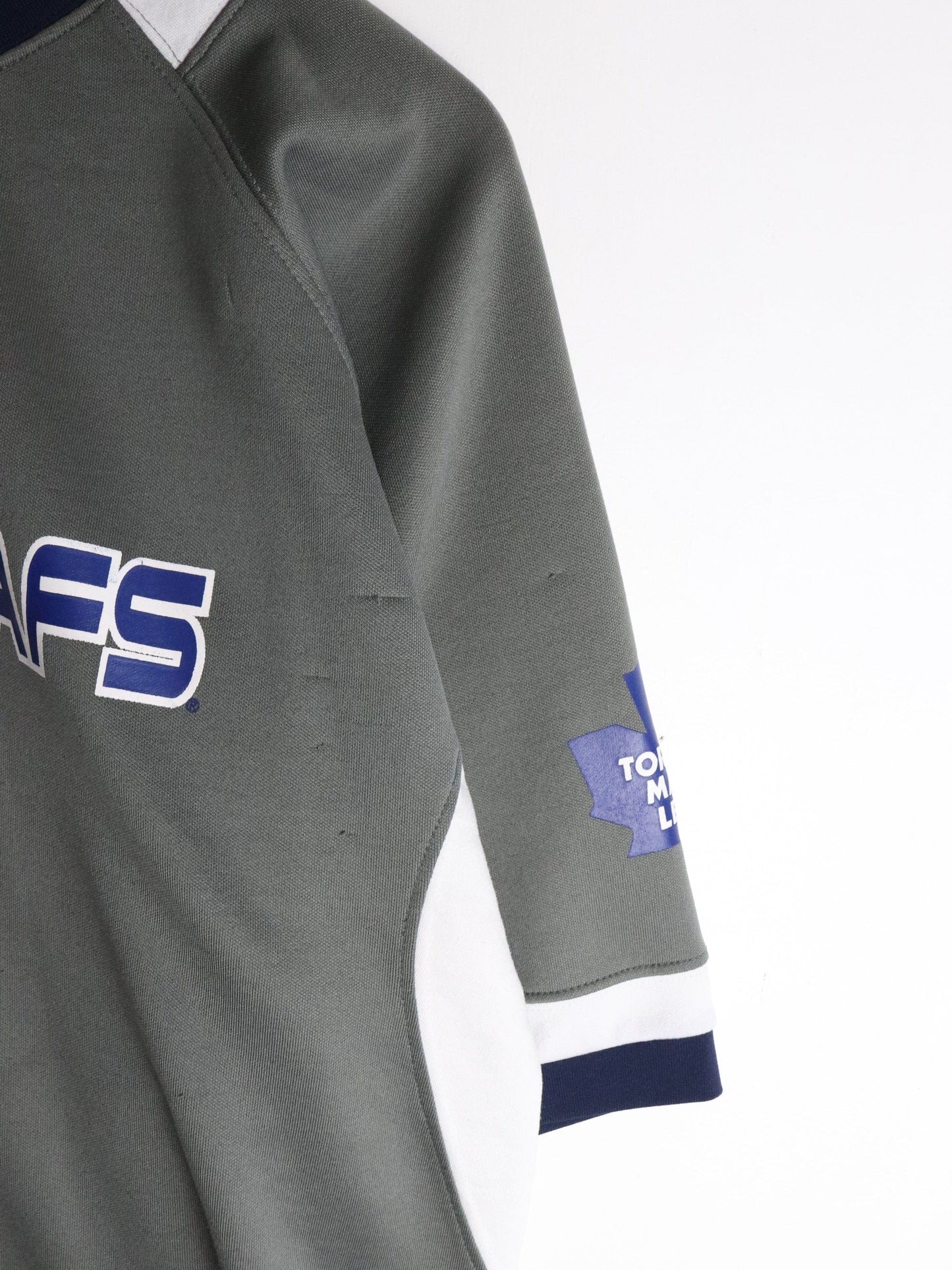 Toronto Maple Leafs Jersey Mens Large Grey from propervintagecanada