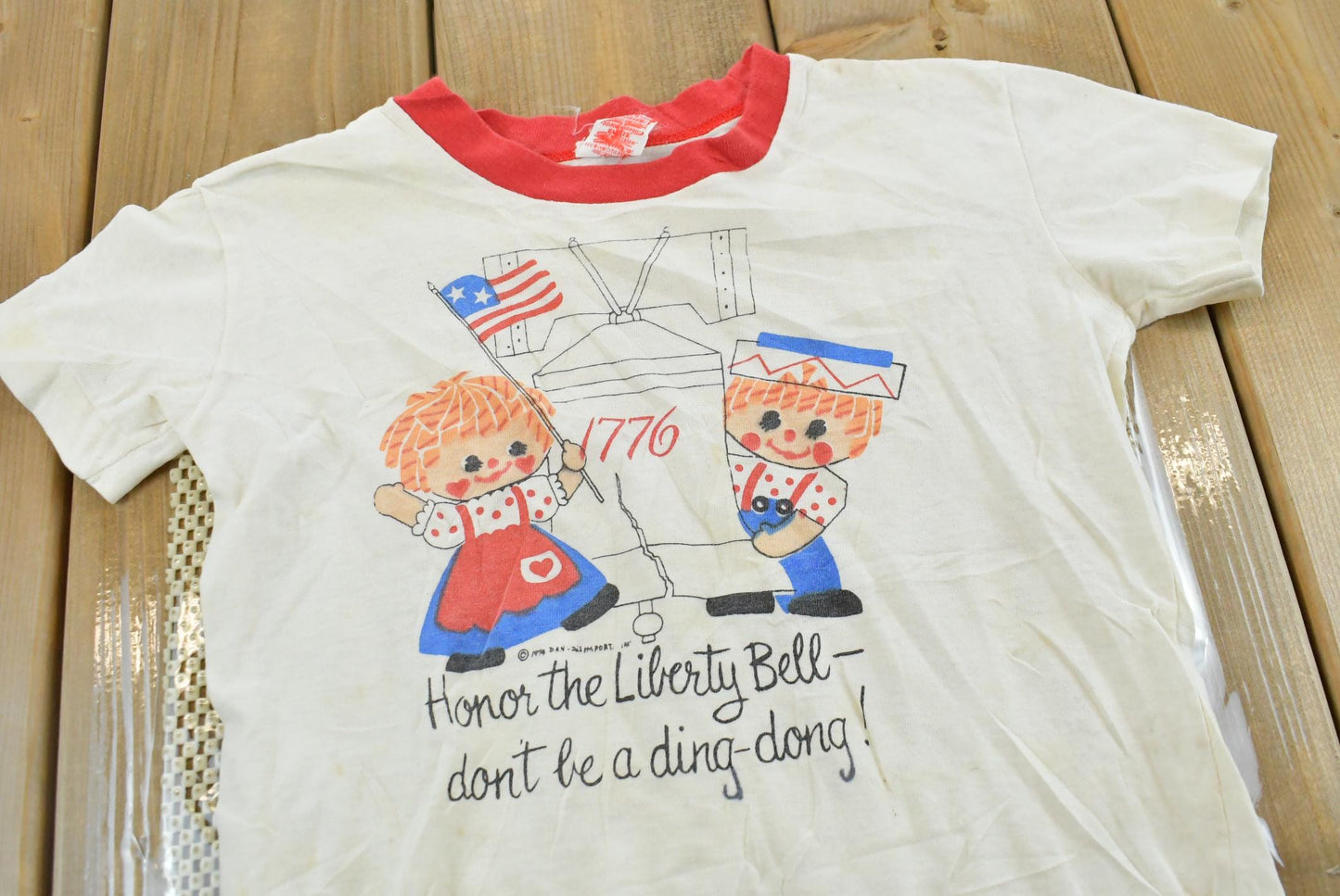 True Vintage 1970s 1776 Liberty Bell American Independence T-Shirt Youth XS from propervintagecanada