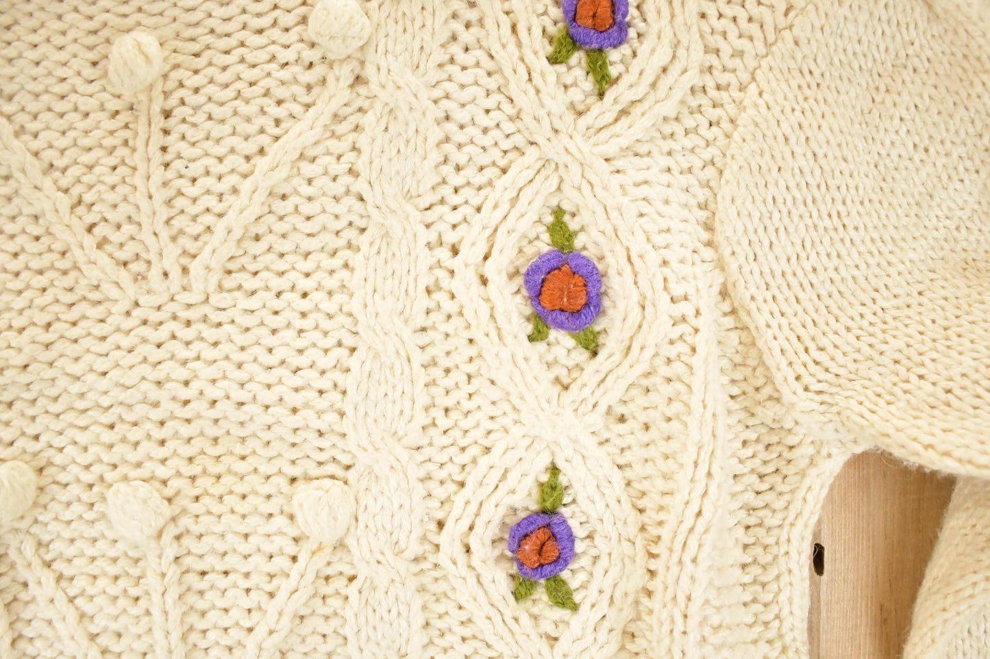 True Vintage 1970s Beldoch Popper Cable Knit Crewneck Sweater Women's L from propervintagecanada