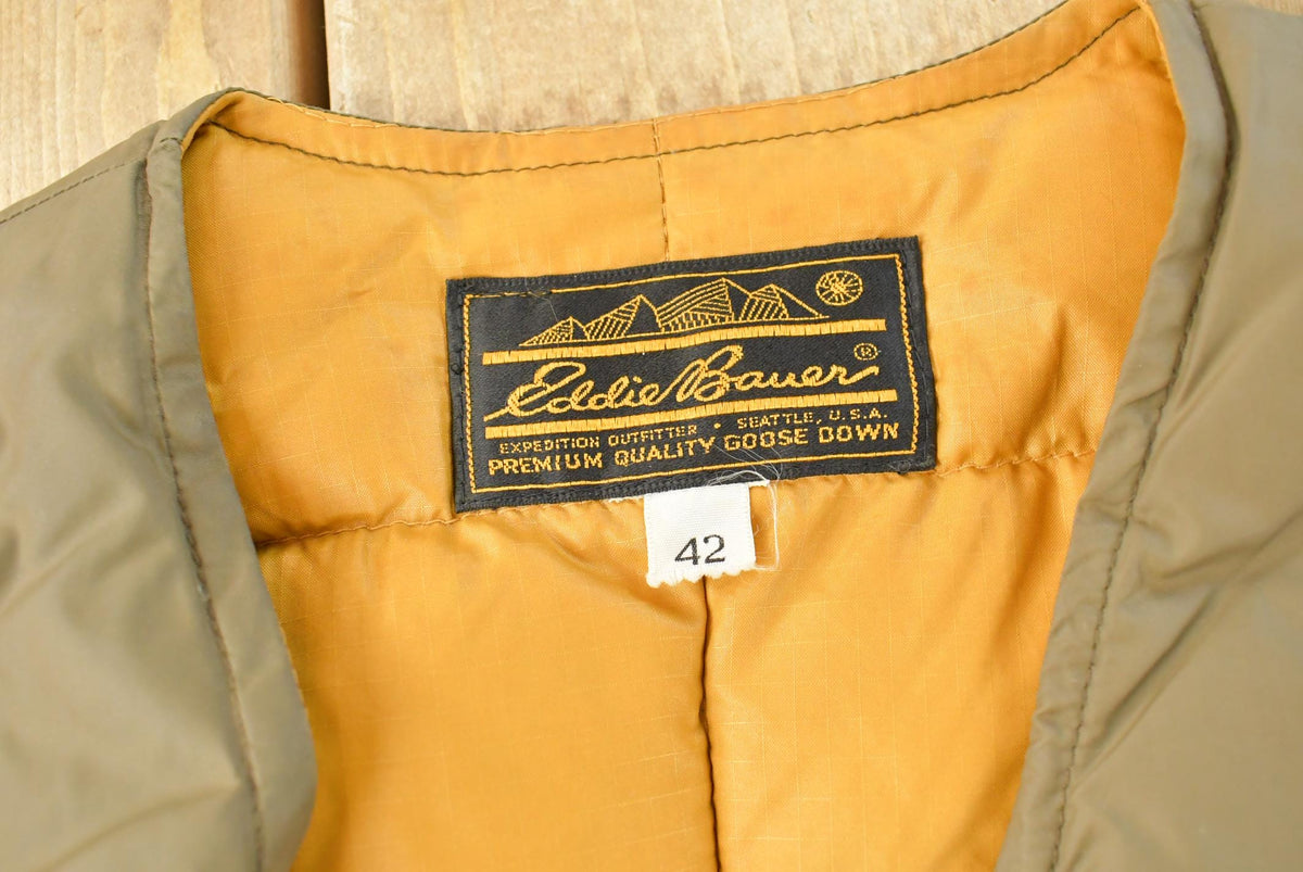 True Vintage 1970s Eddie Bauer Goose Down Puffer Vest Jacket Men's M / 70s Vest / Streetwear / Outdoorsman / Hiking / Ski / Talon Zipper from propervintagecanada