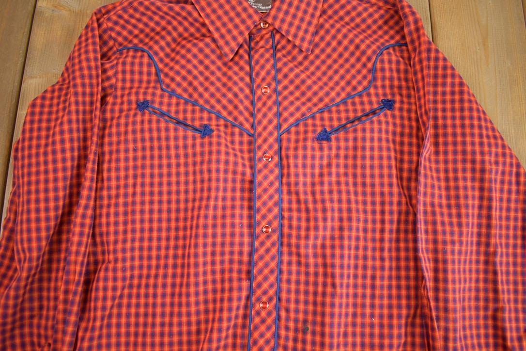 True Vintage 1980s JCPenny Western Apparel Western Cowboy Long Tail Button Up Shirt Men's XL from propervintagecanada