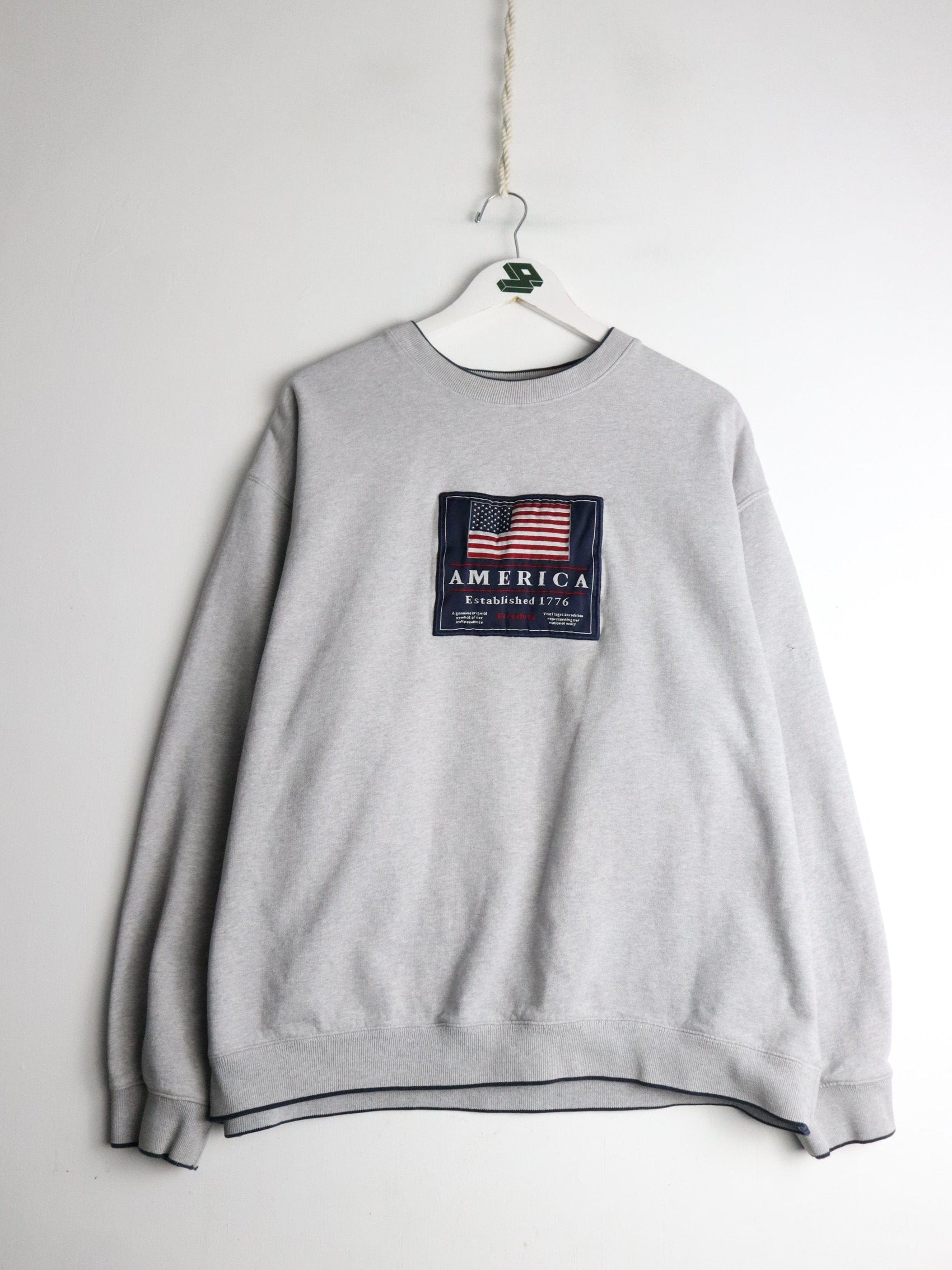 U.S.A. Sweatshirt Mens XL Grey Flag from propervintagecanada