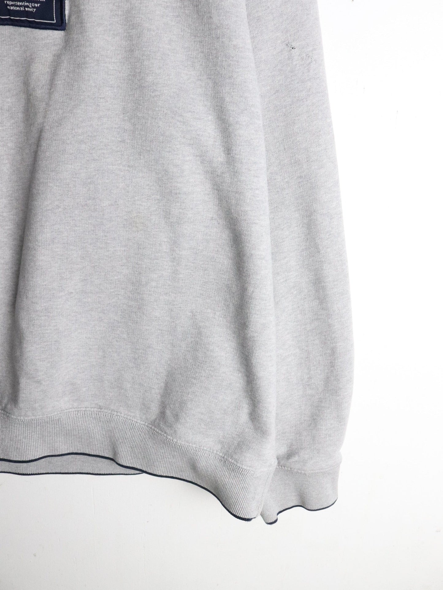 U.S.A. Sweatshirt Mens XL Grey Flag from propervintagecanada