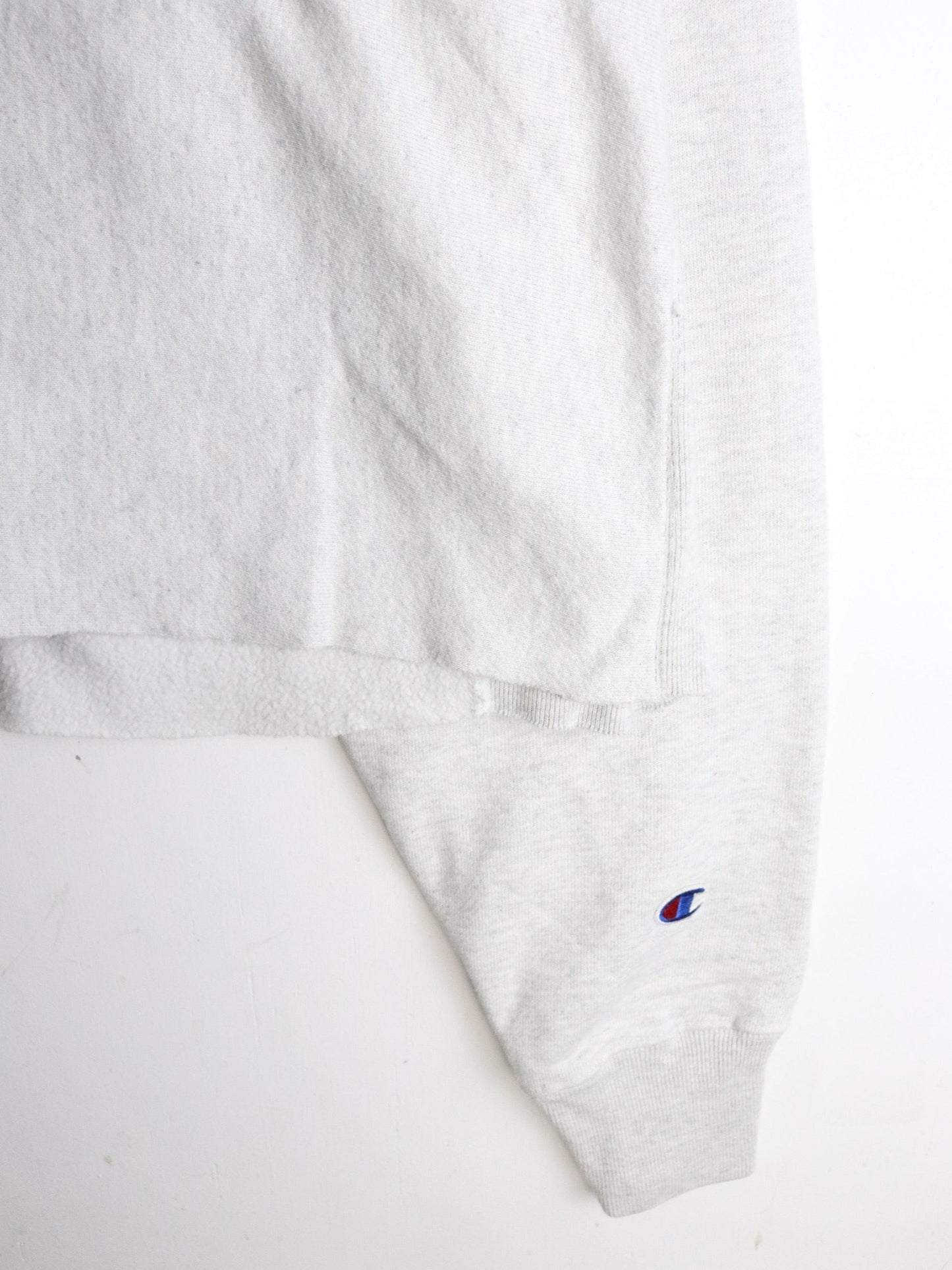 UMASS Boston Sweatshirt Adult Large Cropped Grey Champion Reverse Weave from propervintagecanada