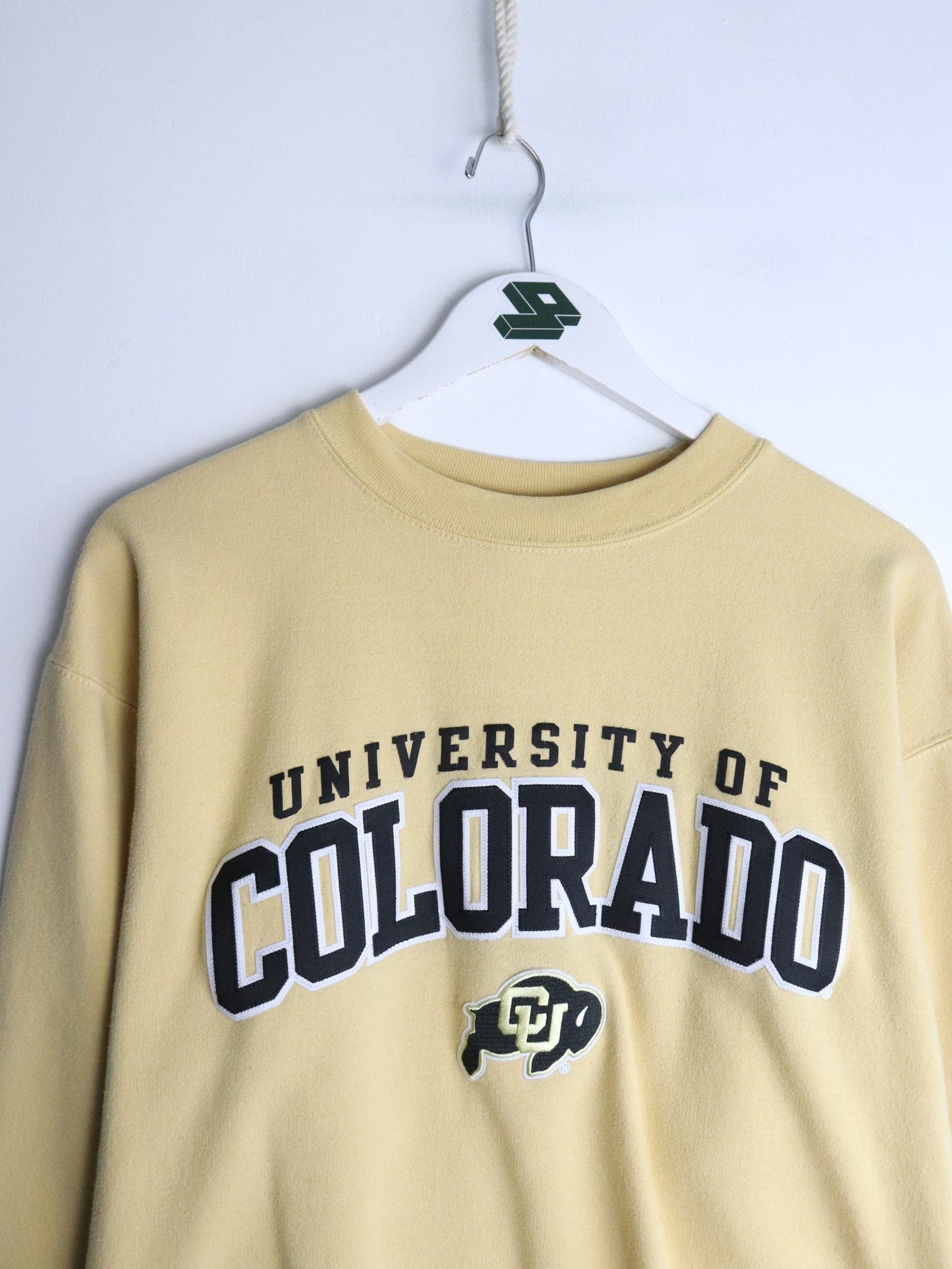 University of Colorado Sweatshirt Mens Medium Yellow from propervintagecanada