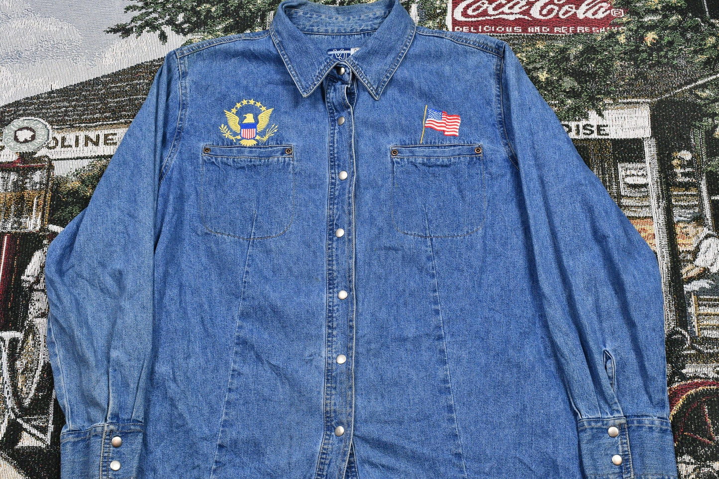 Venezia 1990s Embroidered Denim Snap Button Jean Shirt Men's L from propervintagecanada