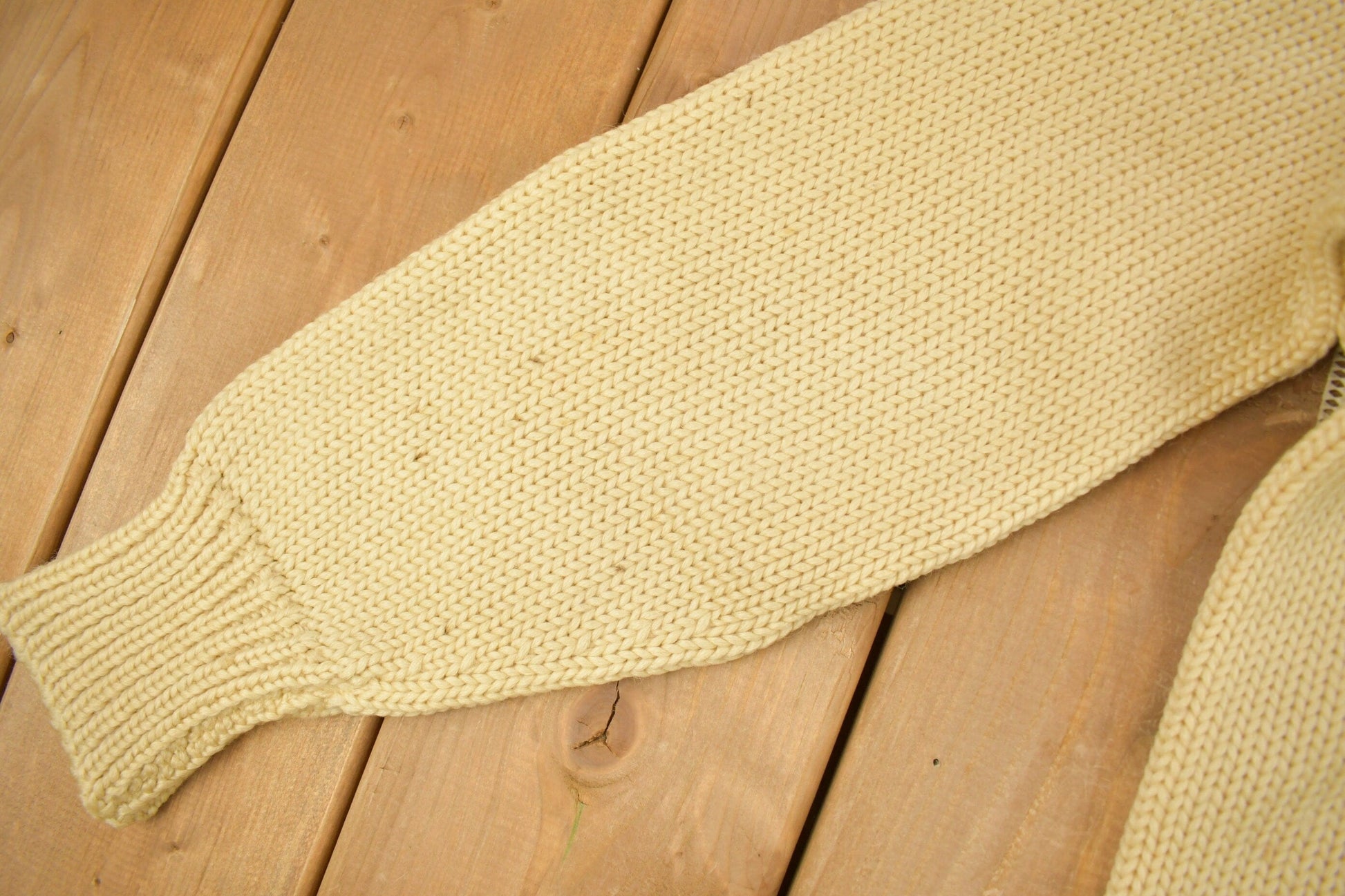 Vintage 1940s 100% Wool Collegiate Knit Crewneck Sweater Men's Medium from propervintagecanada