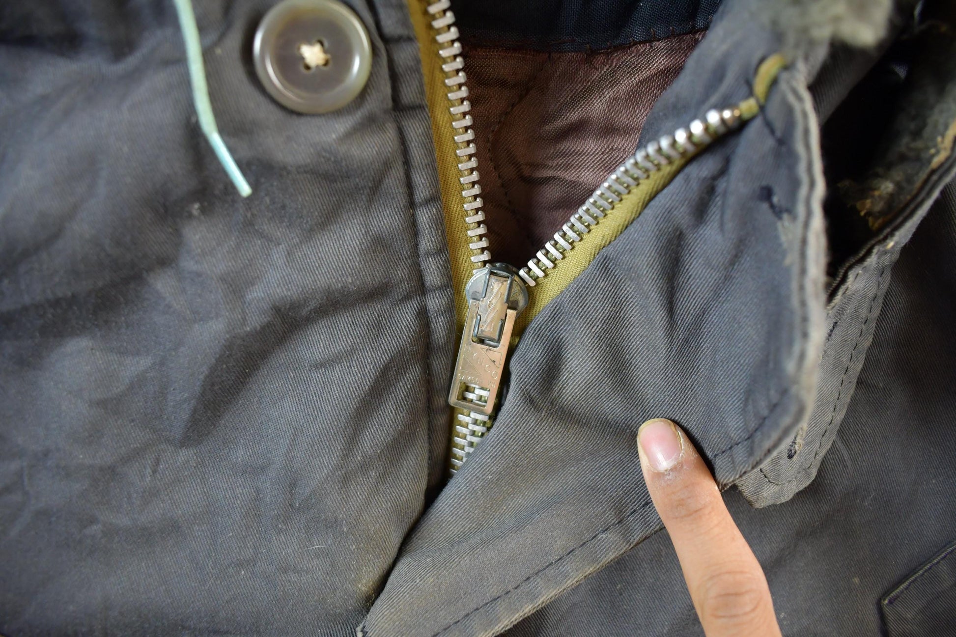 Vintage 1940s Lake O Woods Military Outdoors Jacket Men's XL from propervintagecanada