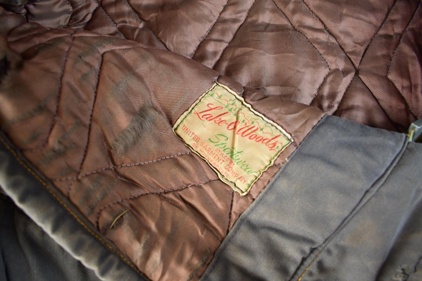 Vintage 1940s Lake O Woods Military Outdoors Jacket Men's XL from propervintagecanada