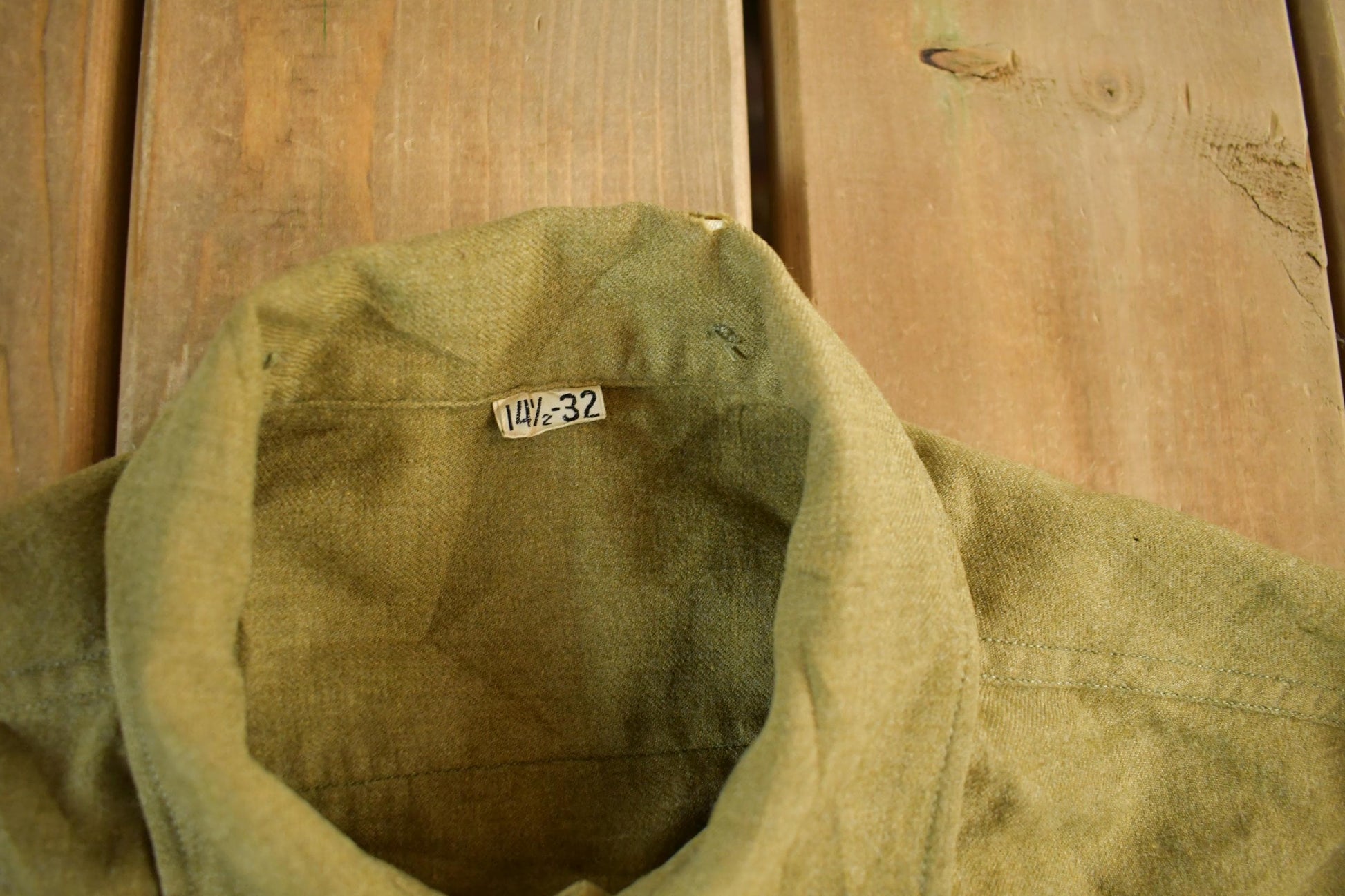 Vintage 1940s Military Button Up Shirt Men's Medium from propervintagecanada