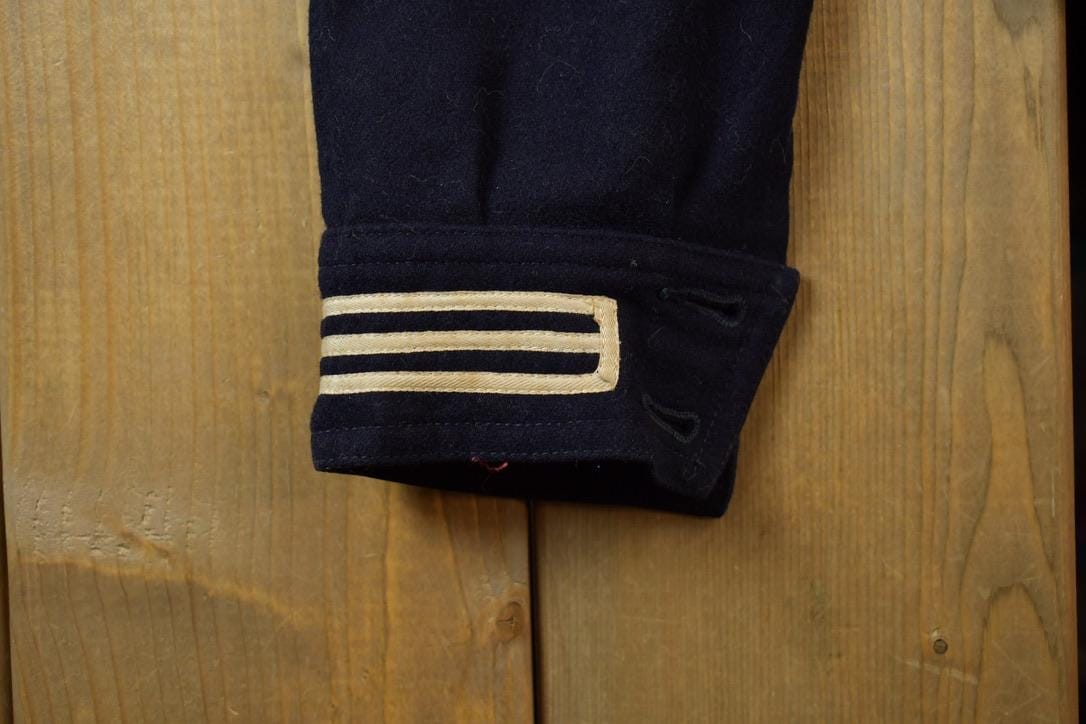 Vintage 1940s Navy Wool WW2 Pull Over Marine Unifrom Jacket Men's Small from propervintagecanada