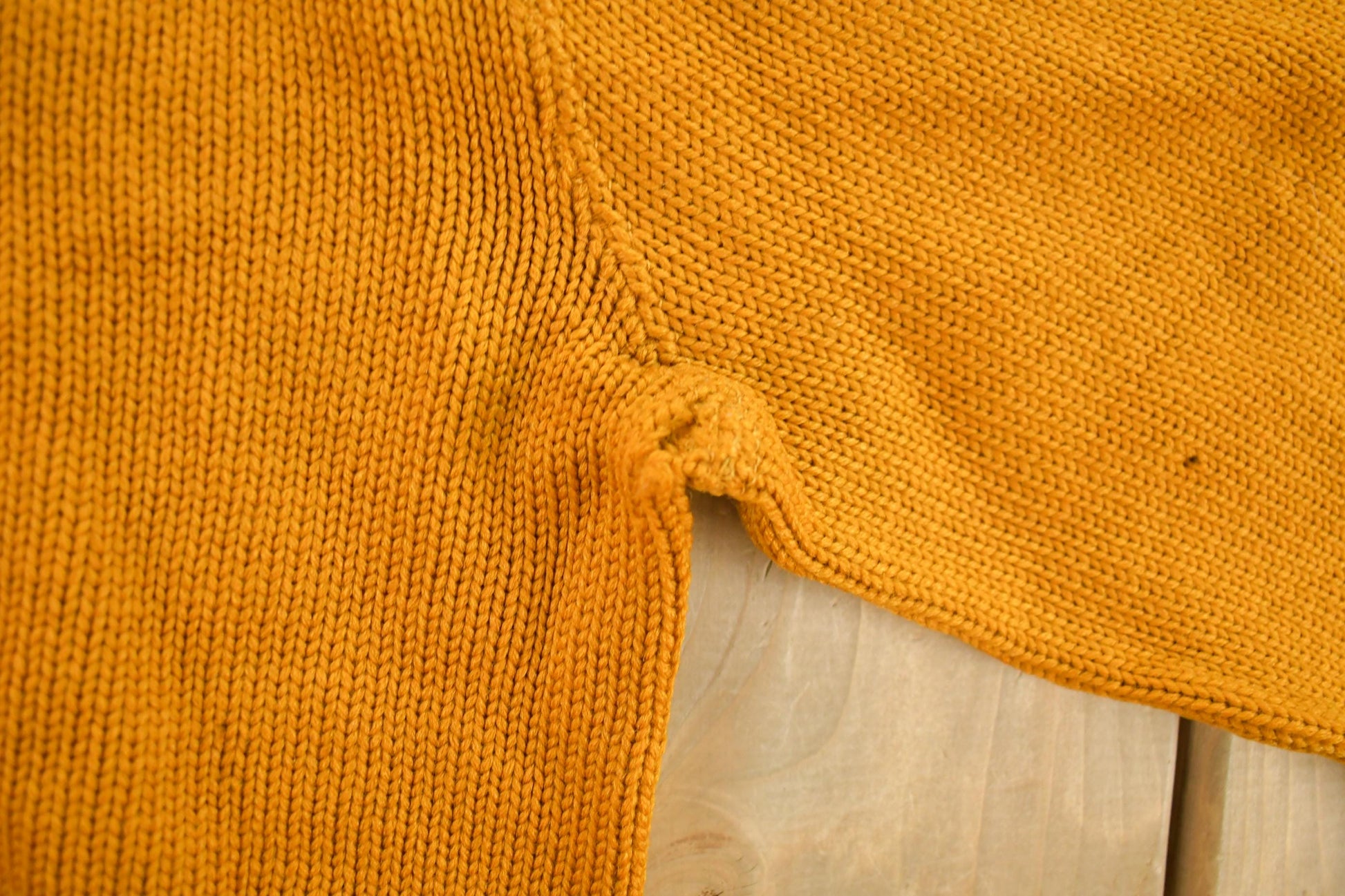 Vintage 1940s Nelson Knitting Mills of Duluth Collegiate Varsity Style Knit Sweater Men's Small from propervintagecanada