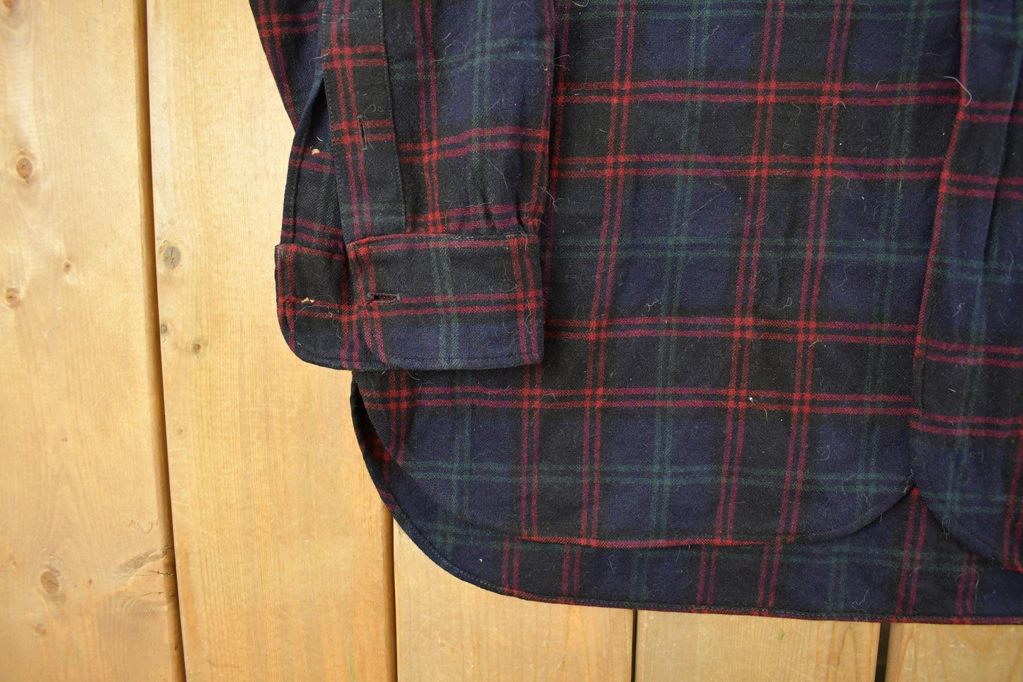 Vintage 1940s Pendleton Wool Board Button Up Board Shirt Men's XL from propervintagecanada