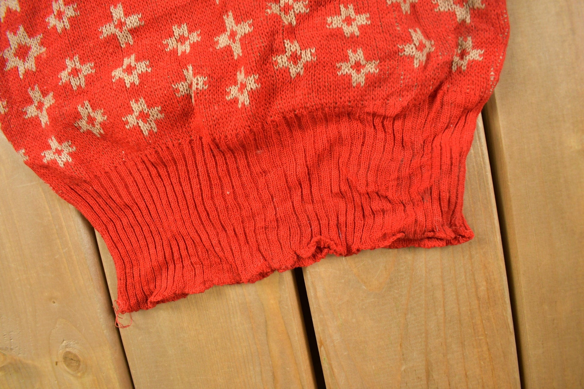 Vintage 1940s Rugby Sportswear Knitting Mills Knit V Neck Sweater Men's Medium from propervintagecanada