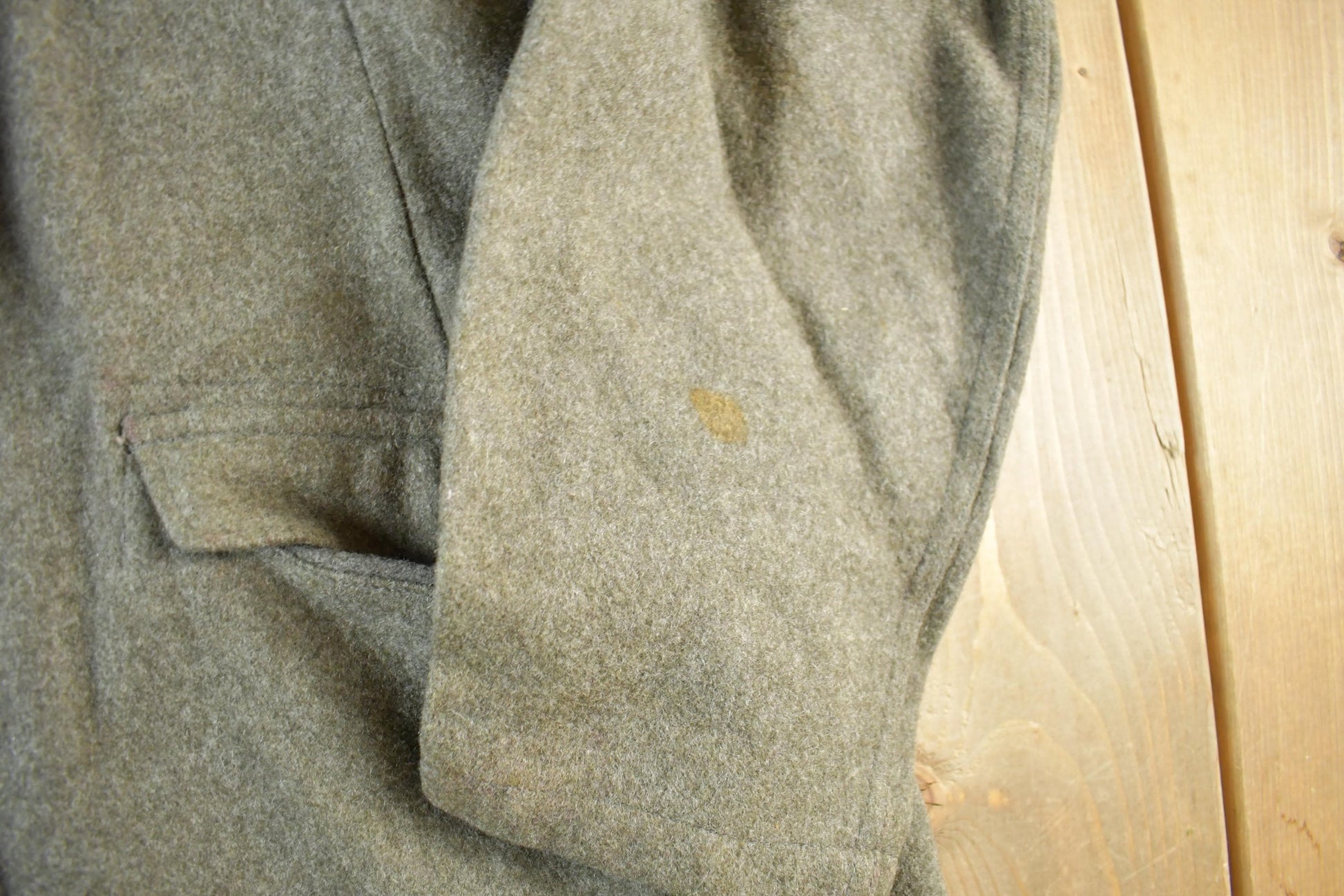 Vintage 1940s WW2 Era European Military Wool Collared Army Jacket Men's Large from propervintagecanada