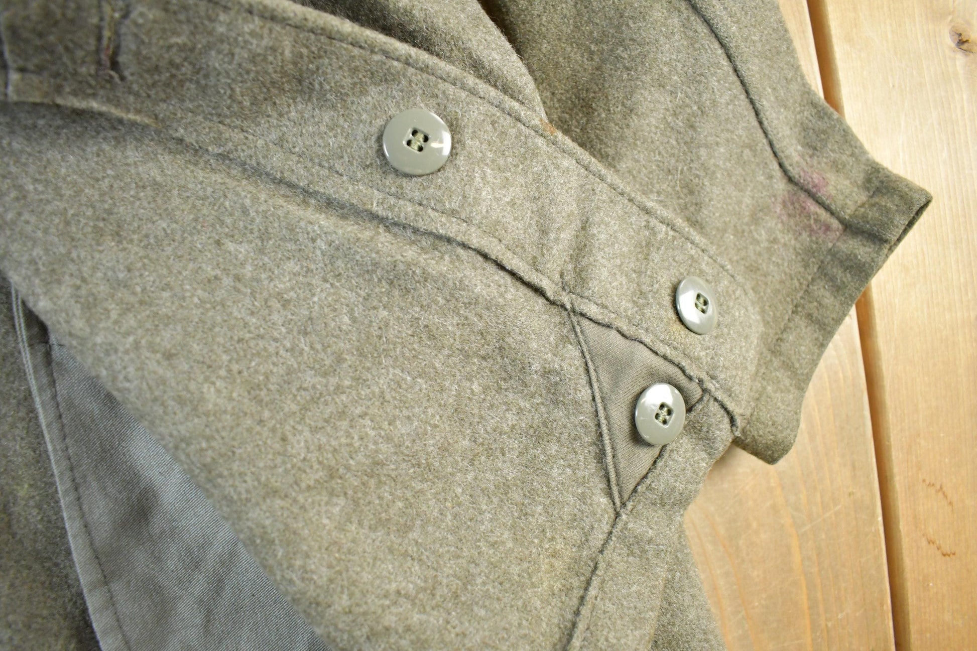 Vintage 1940s WW2 Era European Military Wool Collared Army Jacket Men's Large from propervintagecanada