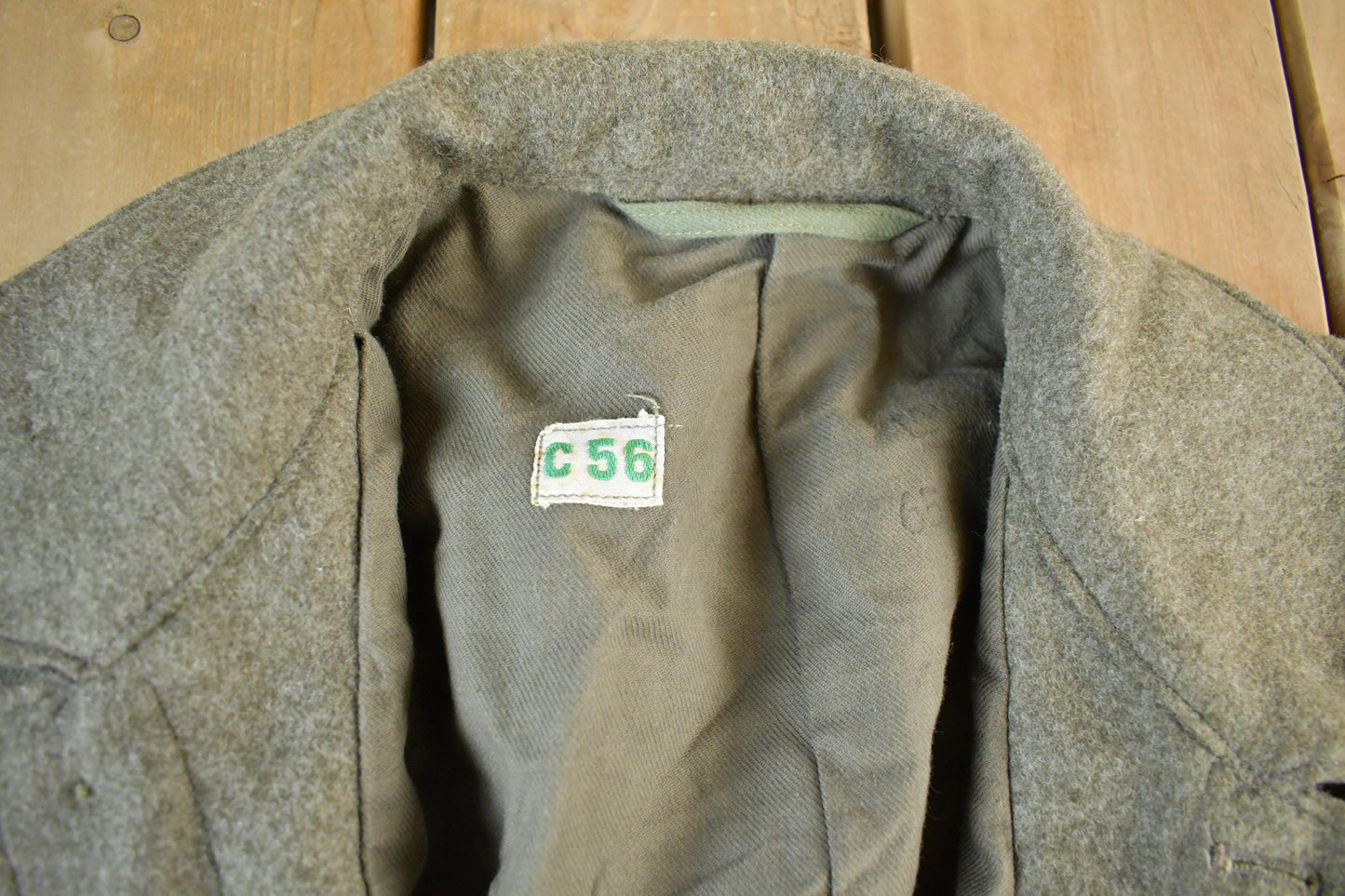 Vintage 1940s WW2 Era European Military Wool Collared Army Jacket Men's Large from propervintagecanada