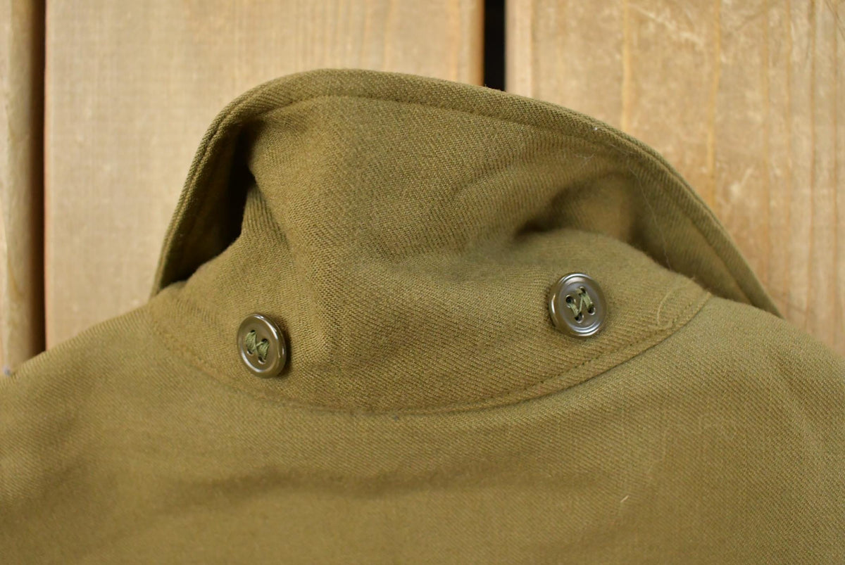 Vintage 1940s WW2 Military Air Force Wool Button Up Infantry Field Shirt Men's S from propervintagecanada
