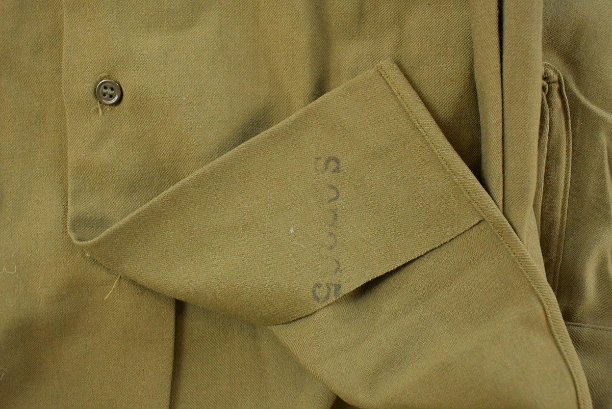 Vintage 1940s WW2 Military Air Force Wool Button Up Infantry Field Shirt Men's S from propervintagecanada