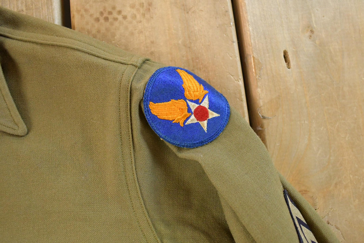 Vintage 1940s WW2 Military Air Force Wool Button Up Infantry Field Shirt Men's S from propervintagecanada