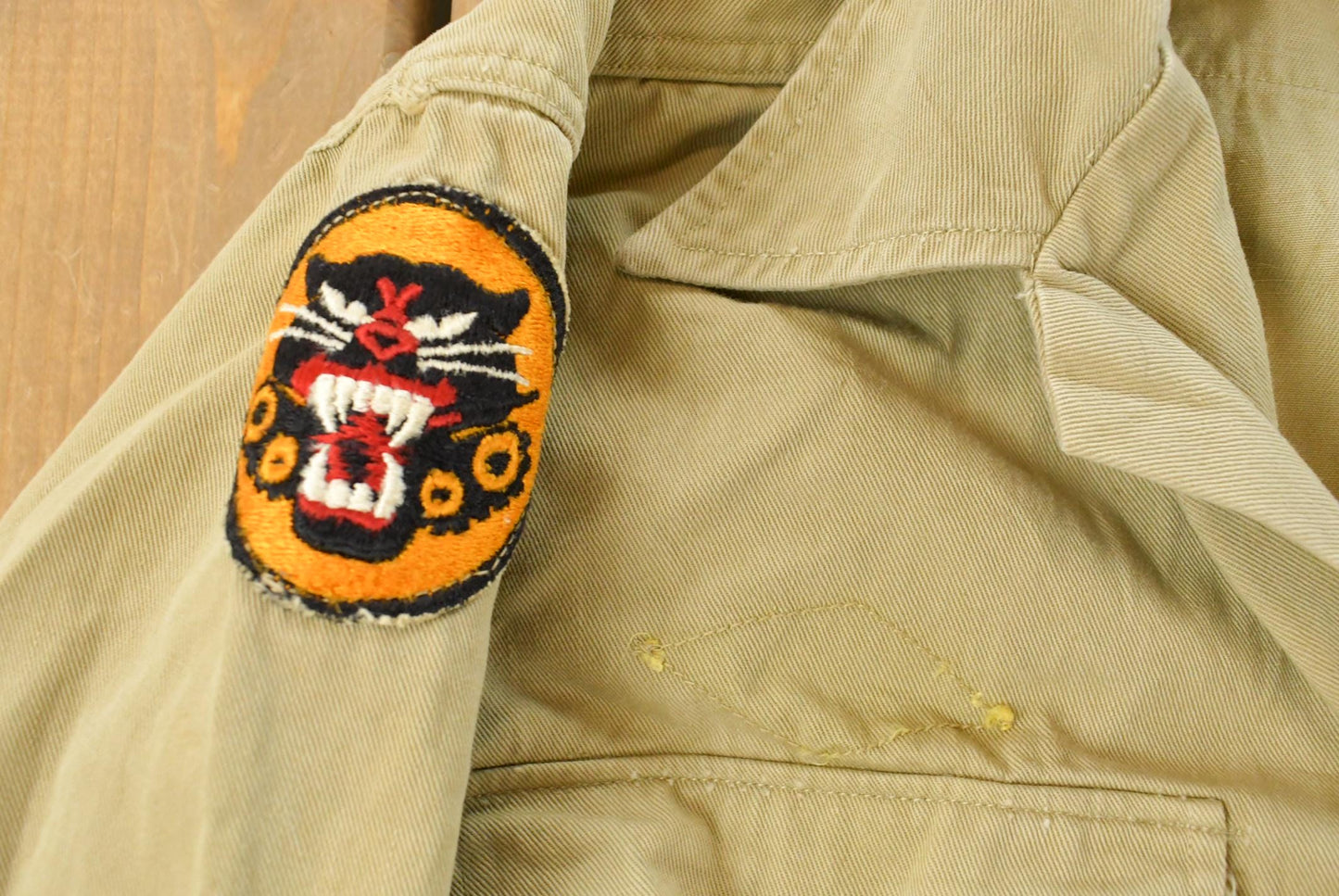 Vintage 1940s WW2 Tank Destroyer Unit Button Up Officer Shirt Men's Medium from propervintagecanada