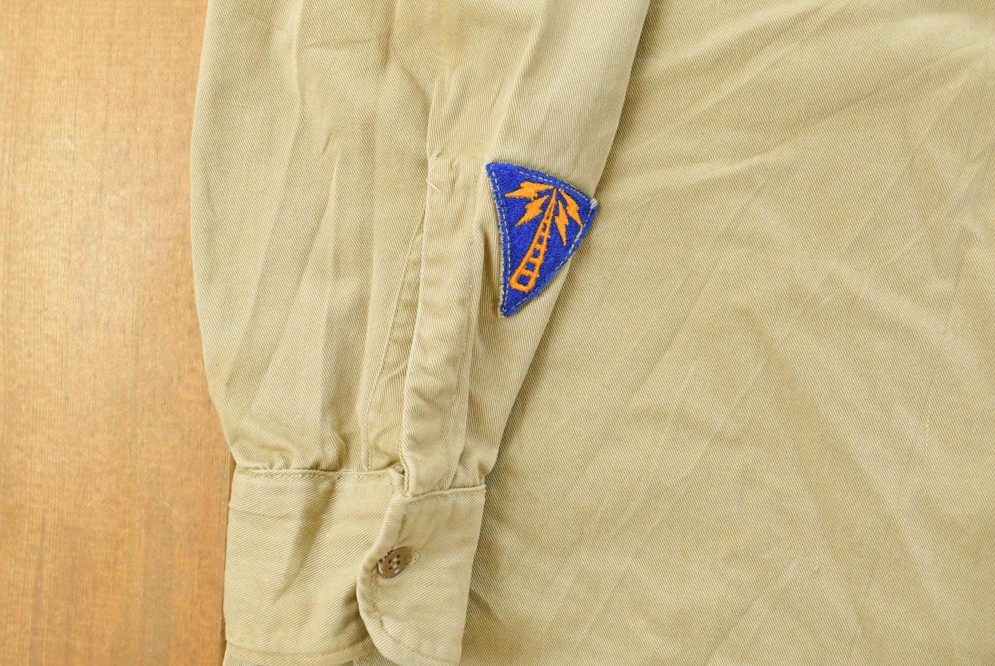 Vintage 1940s WW2 Tank Destroyer Unit Button Up Officer Shirt Men's Medium from propervintagecanada