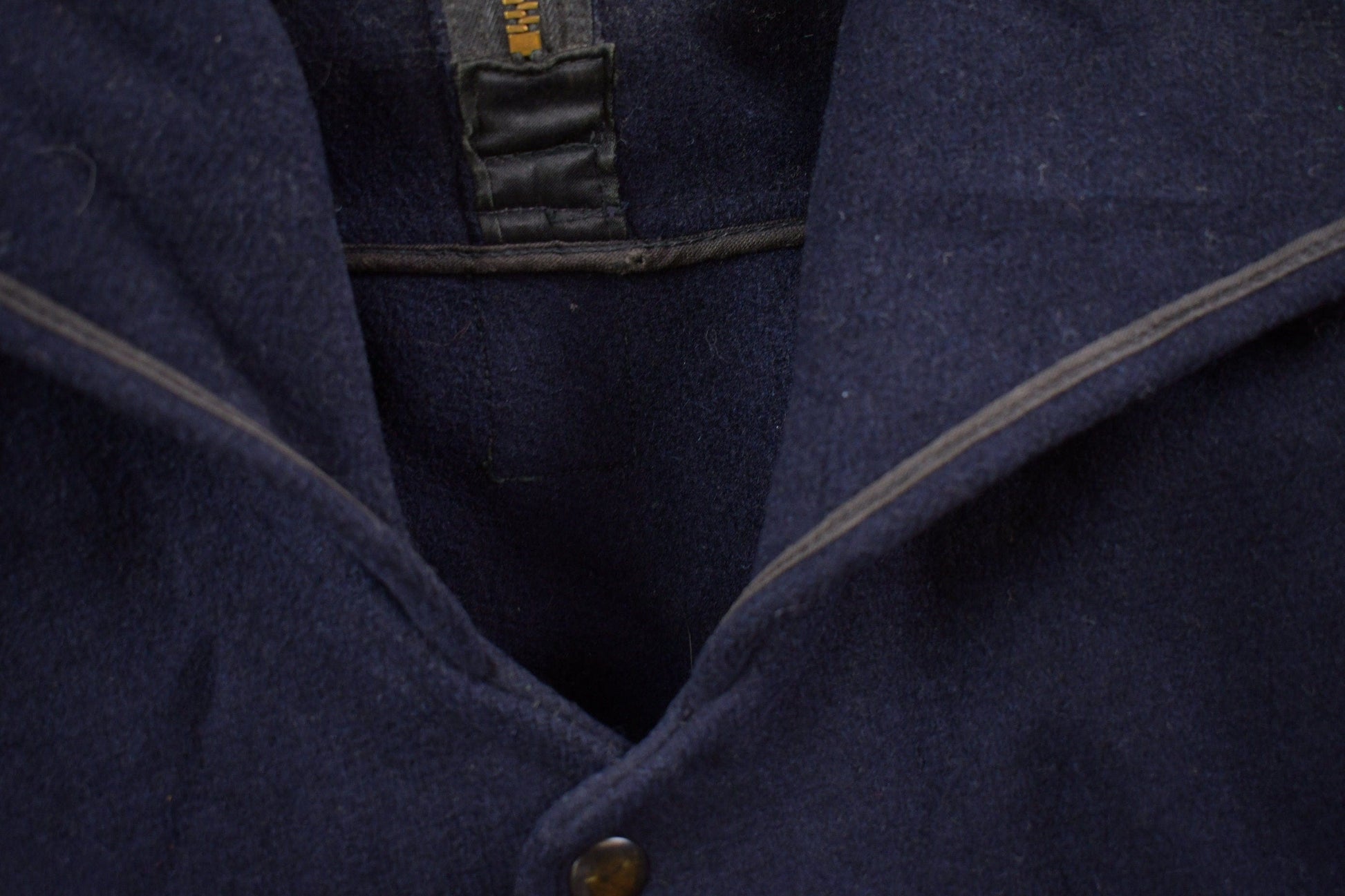 Vintage 1950s 100% Wool Full Length Jacket Men's Large from propervintagecanada