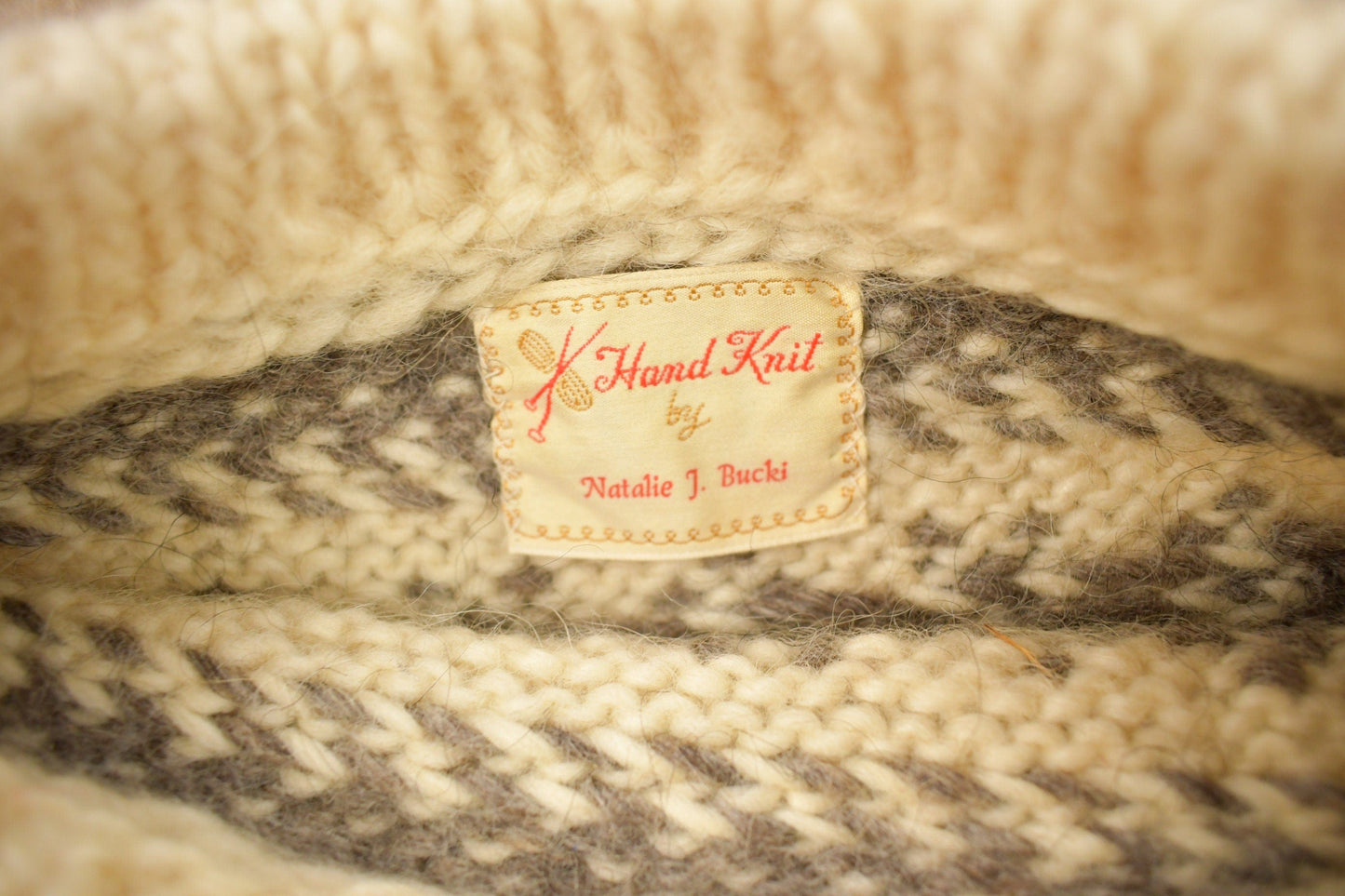Vintage 1950s 100% Wool Hand Knit Sweater Men's Large from propervintagecanada