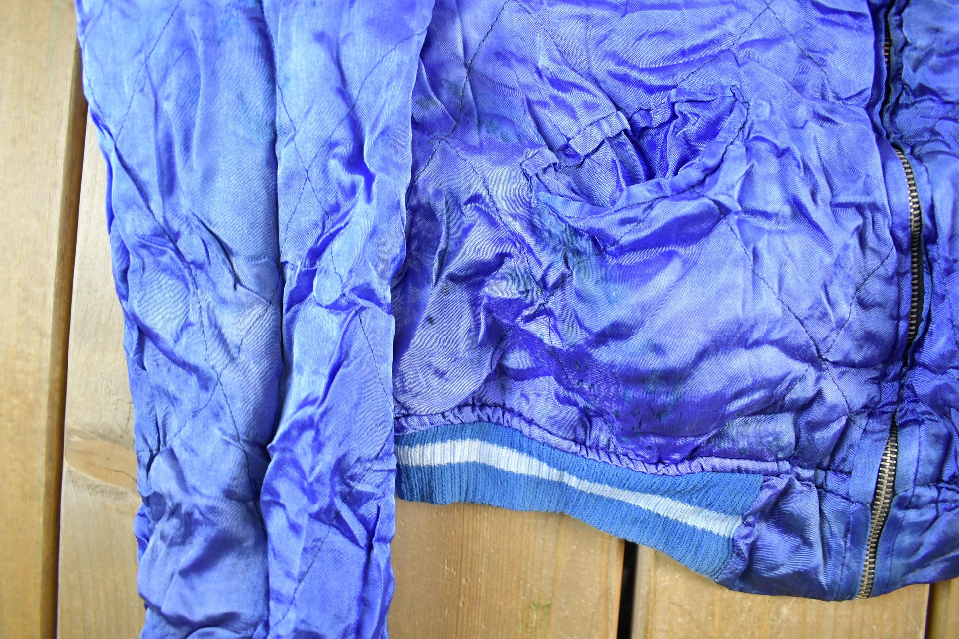 Vintage 1950s 1960s Japan Sukajan Souvenir Bomber Jacket Men's S from propervintagecanada