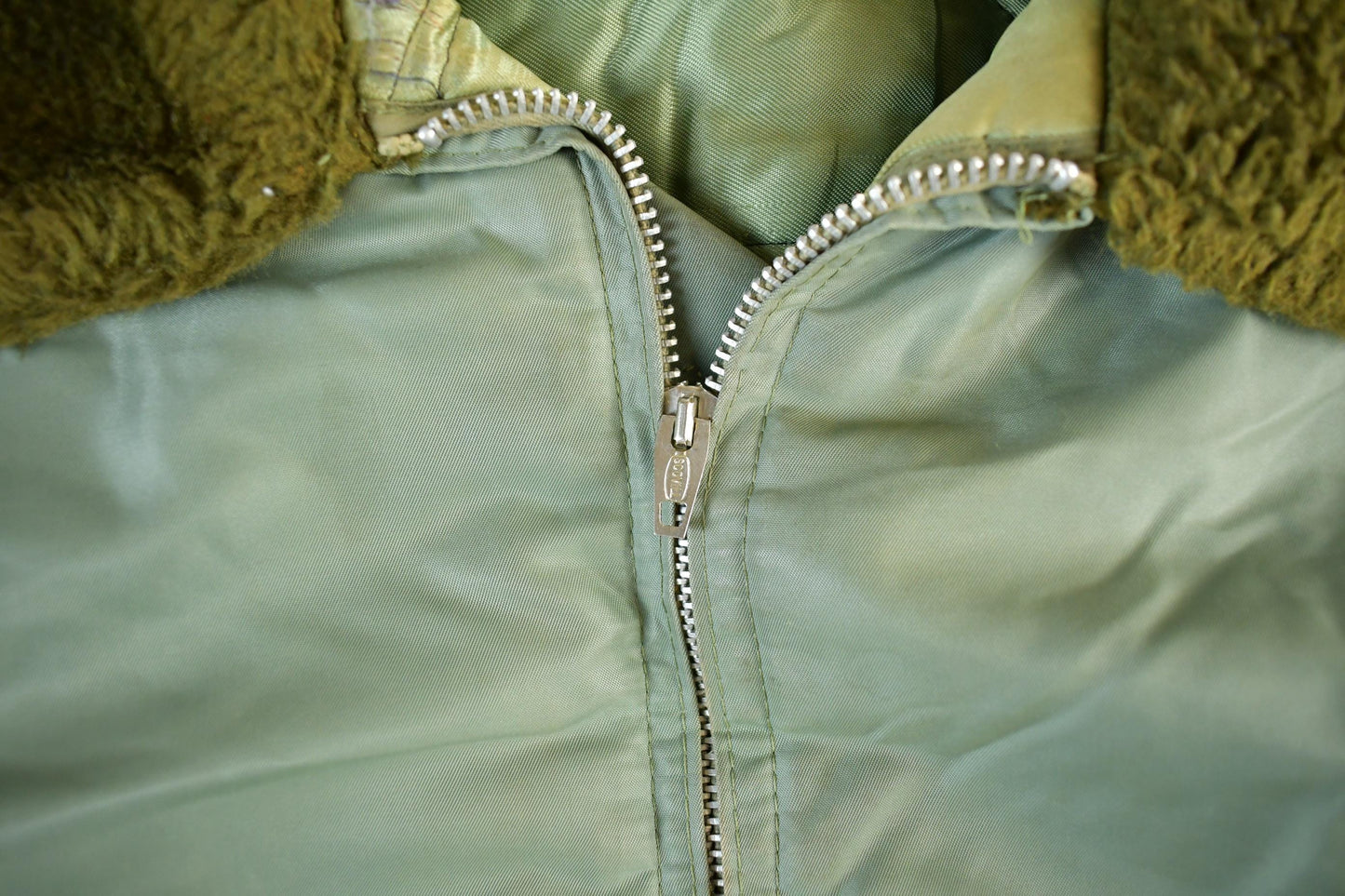Vintage 1950s 1960s Timber King Flight Military Army Jacket Men's XL from propervintagecanada
