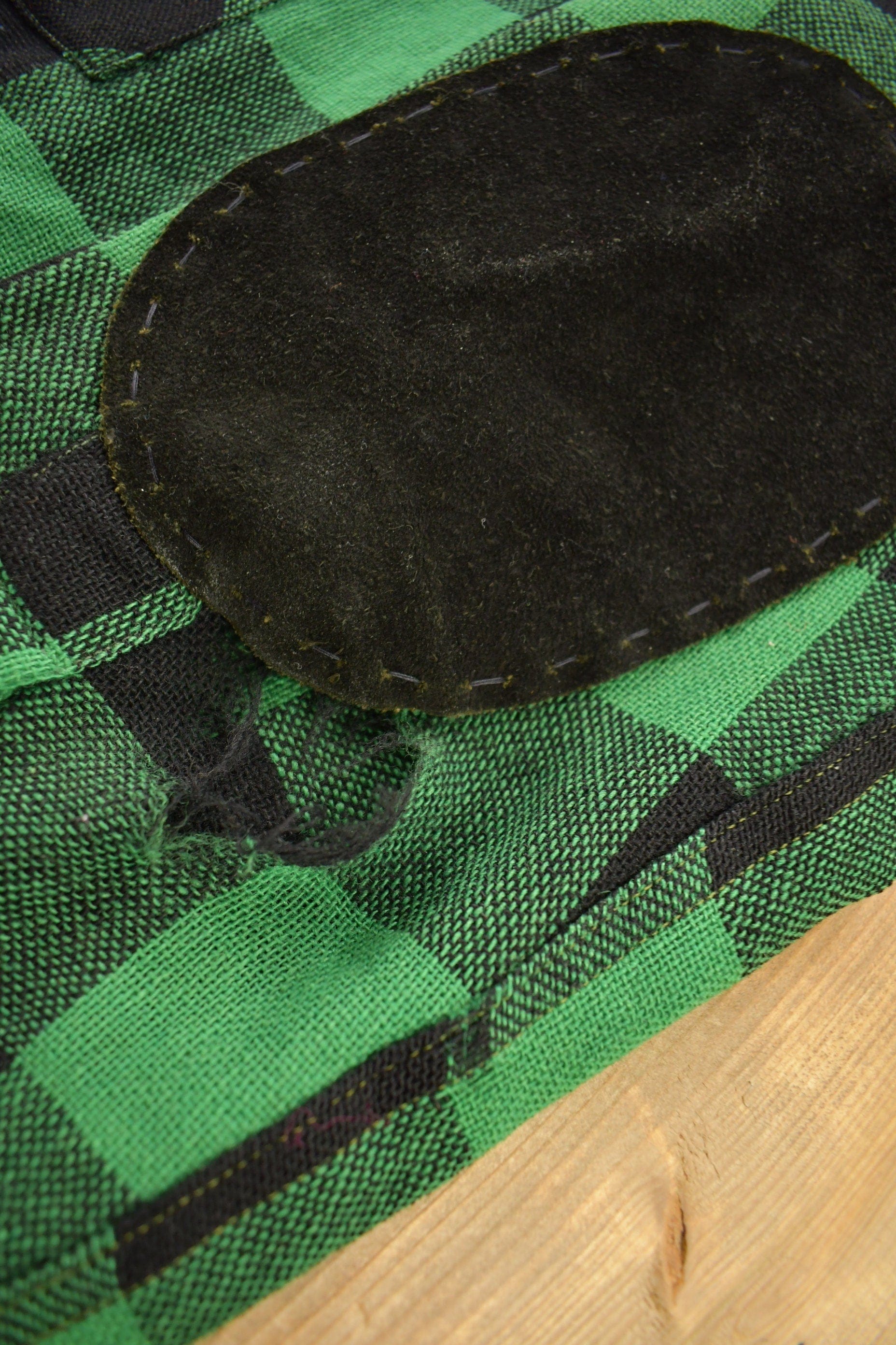 Vintage 1950s Aberdeen Green Buffalo Plaid Wool Button Up Shirt from propervintagecanada