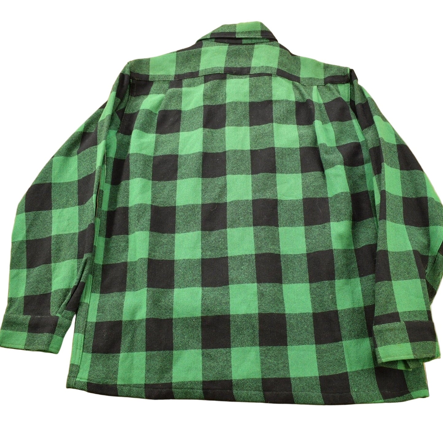 Vintage 1950s Aberdeen Green Buffalo Plaid Wool Button Up Shirt from propervintagecanada