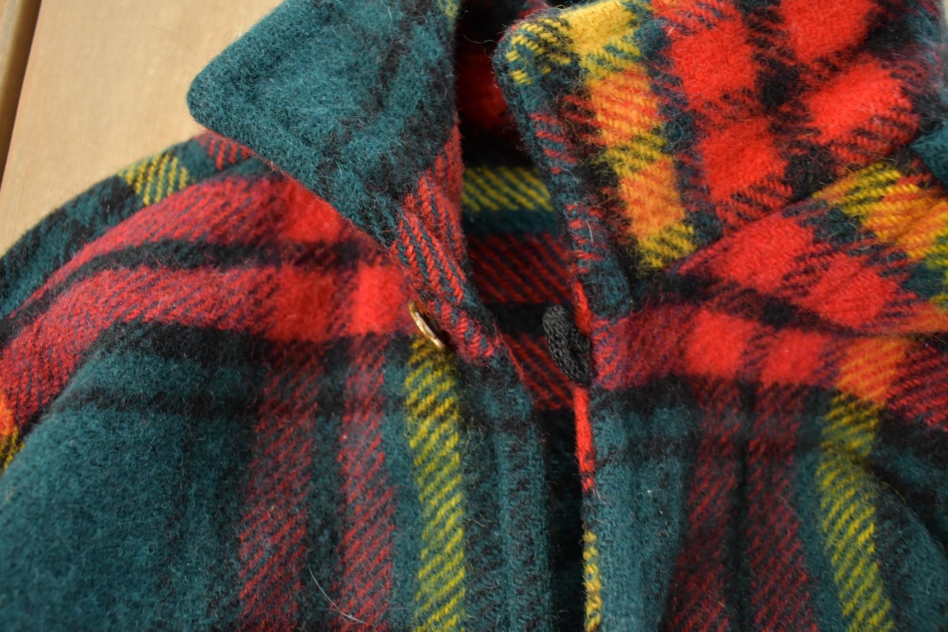 Vintage 1950s Amcrest Tartan Plaid Rangers Pullover Button Up Wool Shirt Men's Medium / Made In USA / Outdoorsman / Hunting Shirt from propervintagecanada