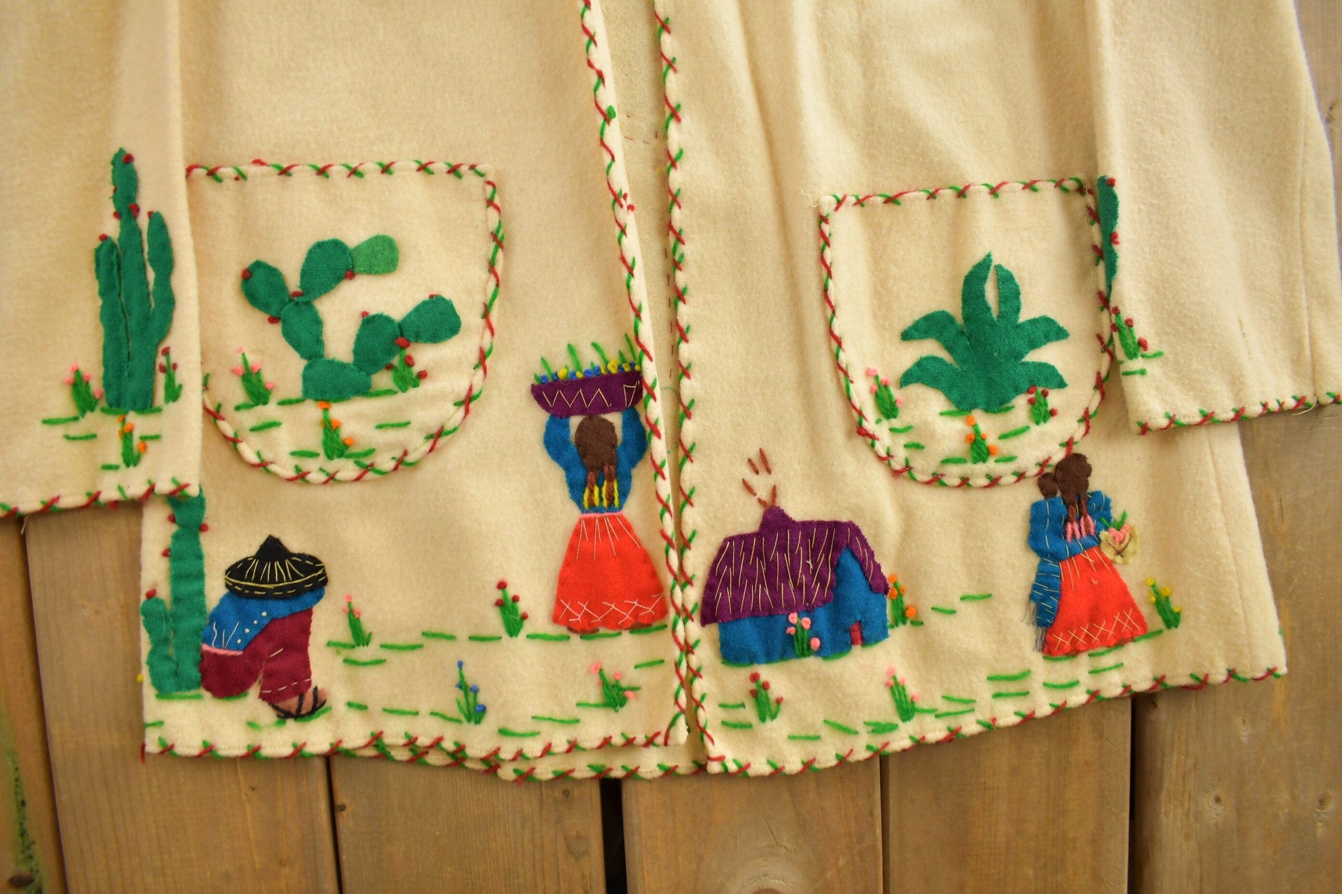 Vintage 1950s La Mexicana Mexican Embroidered Jacket from propervintagecanada