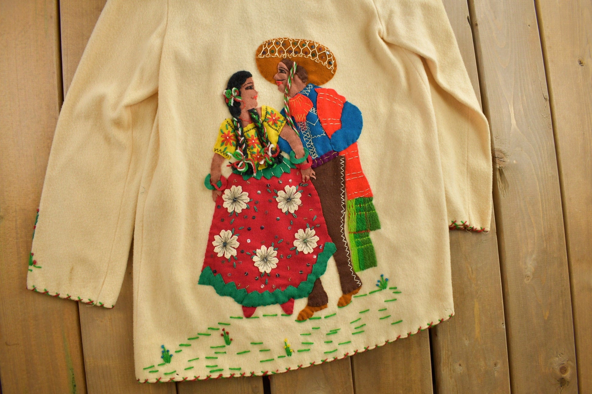 Vintage 1950s La Mexicana Mexican Embroidered Jacket from propervintagecanada