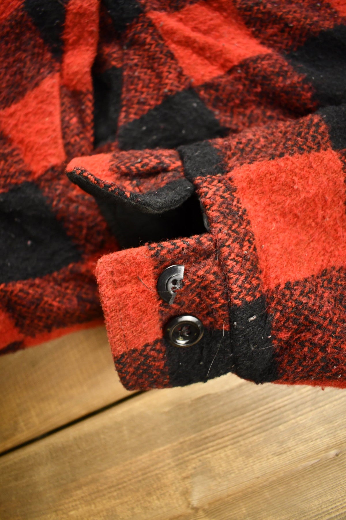 Vintage 1950s Melton Outer-Wear Buffalo Plaid Wool Hunting Jacket from propervintagecanada