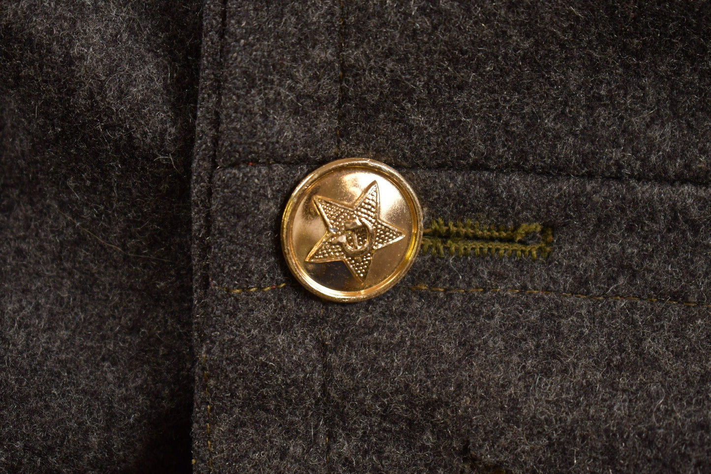 Vintage 1950s Military 100% Wool Jacket Men's Large from propervintagecanada