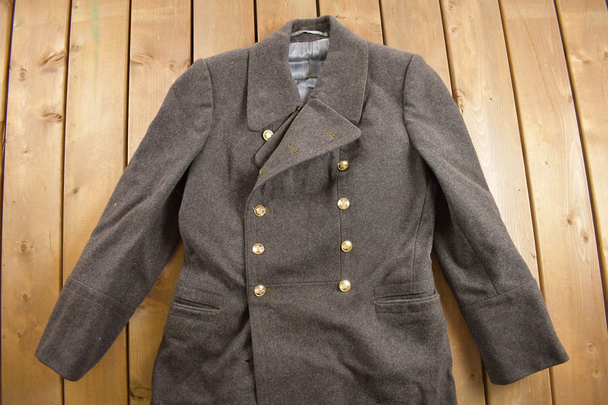 Vintage 1950s Military 100% Wool Jacket Men's Large from propervintagecanada