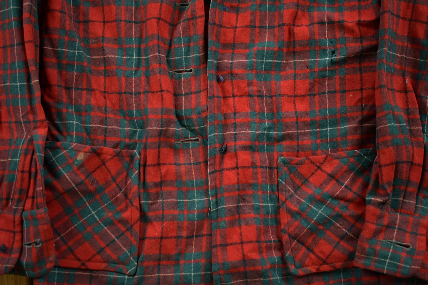 Vintage 1950s Pendleton Plaid Button Up Shirt / 1950s Button Up / Vintage Flannel / Plaid Flannel / Casual Shirt / Formal Shirt from propervintagecanada