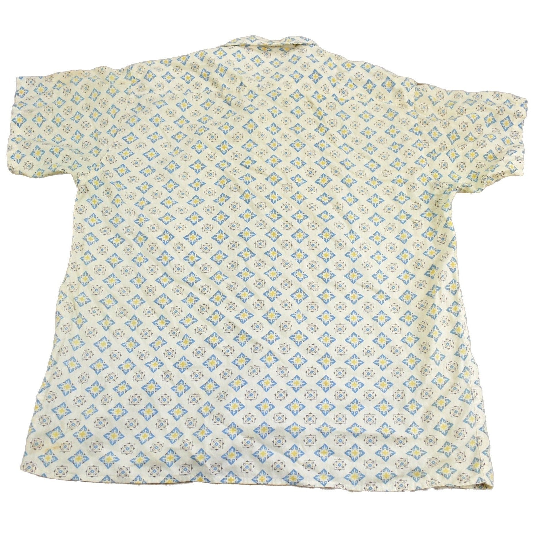 Vintage 1950s Single Needle All Over Print Button Up ShirtMen's Medium from propervintagecanada