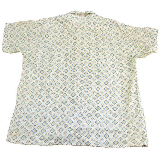 Vintage 1950s Single Needle All Over Print Button Up ShirtMen's Medium from propervintagecanada