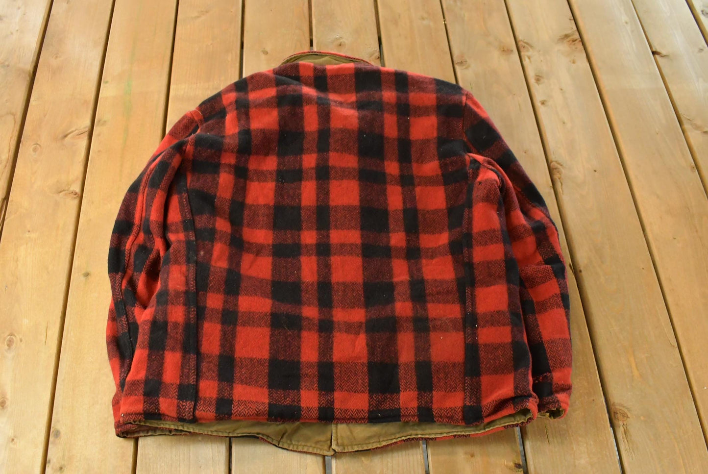 Vintage 1950s Thrashed Reversible Wool Flannel Hunting Jacket Men's L from propervintagecanada