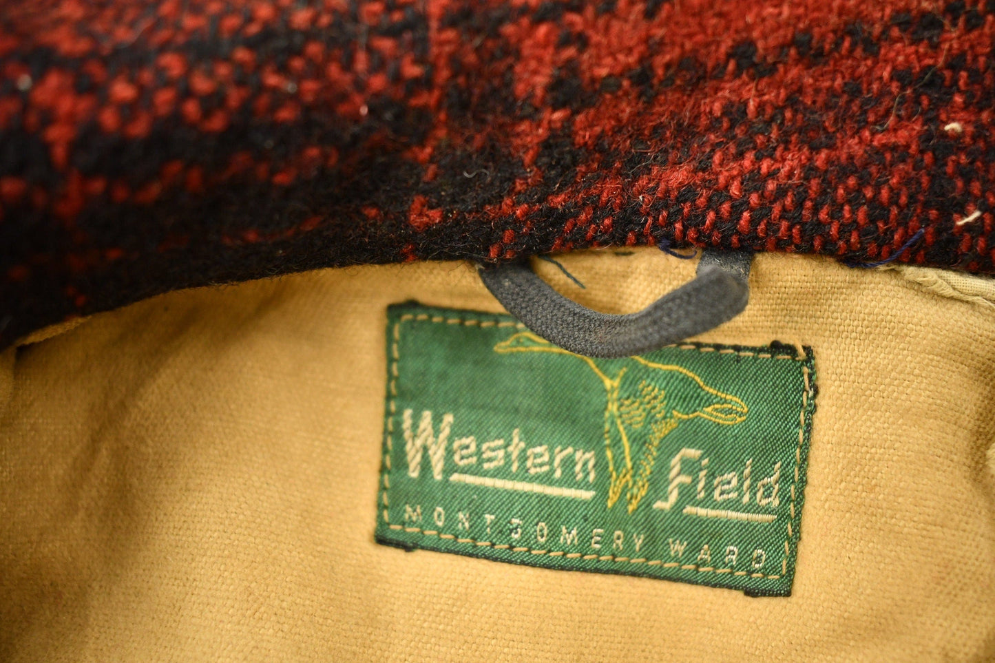 Vintage 1950s Western Field Montgomery Ward Buffalo Plaid Wool Hunting Jacket Men's Medium from propervintagecanada