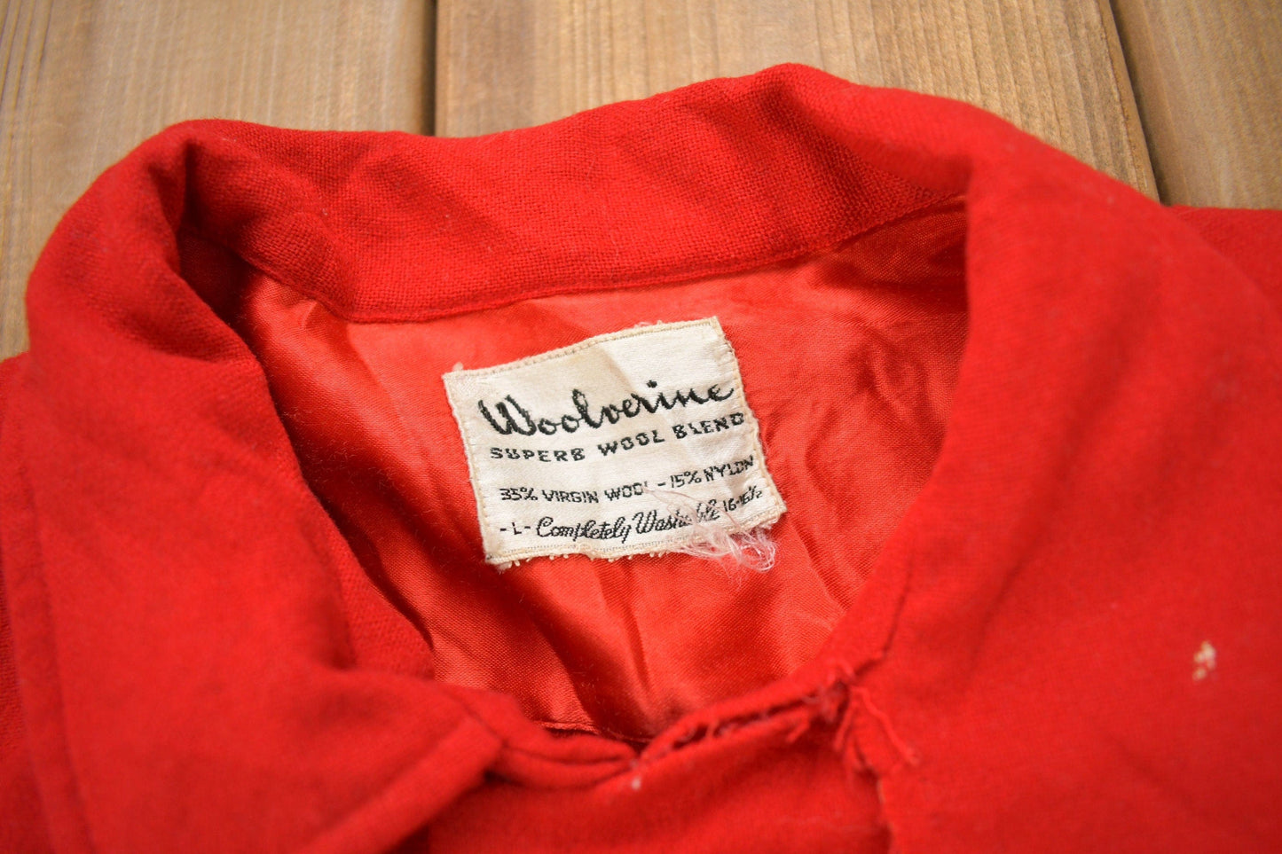 Vintage 1950s Wolverine Superb Wool Blend Loop Button Up Shirt / True Vintage / Vintage Flannel / Wool Shirt / Casual Shirt / Formal Shirt from propervintagecanada