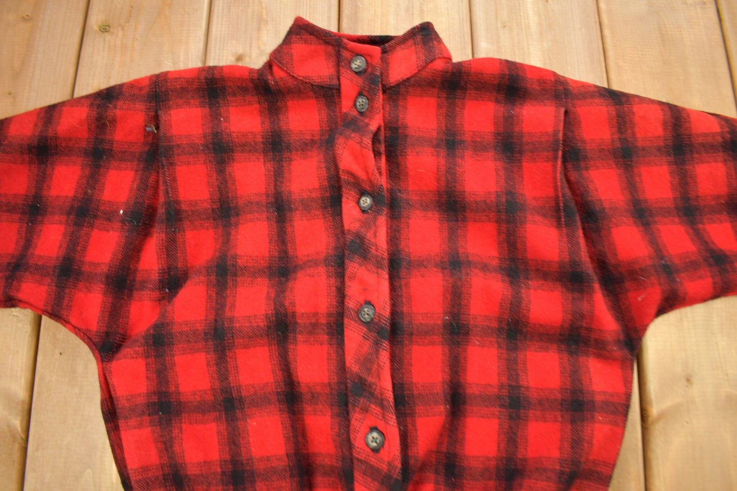 Vintage 1950s Wool Buffalo Plaid Button Up Hunting Jacket Women's XS from propervintagecanada