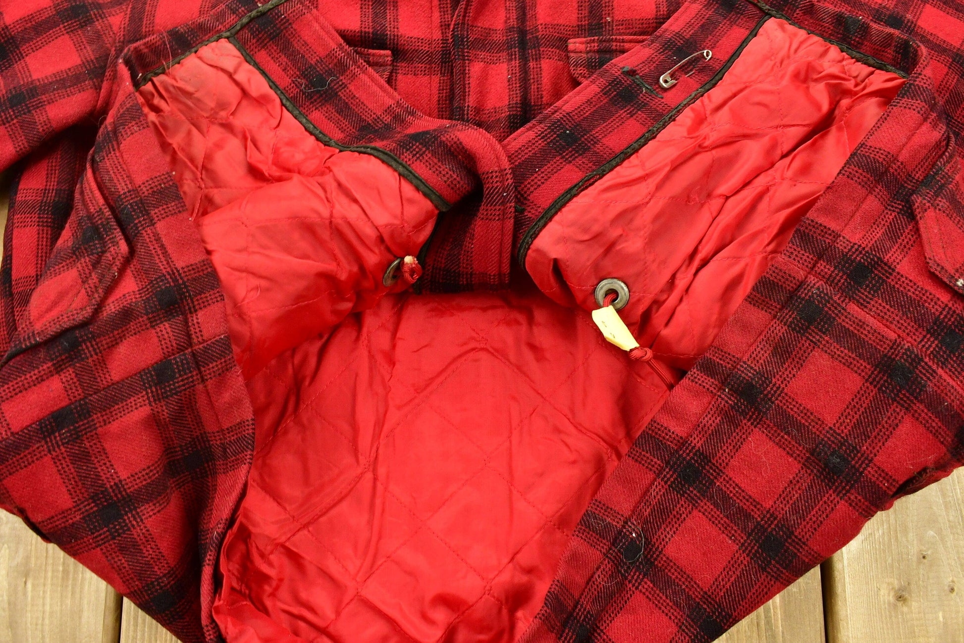 Vintage 1950s Woolrich Buffalo Plaid Wool Hunting Jacket from propervintagecanada