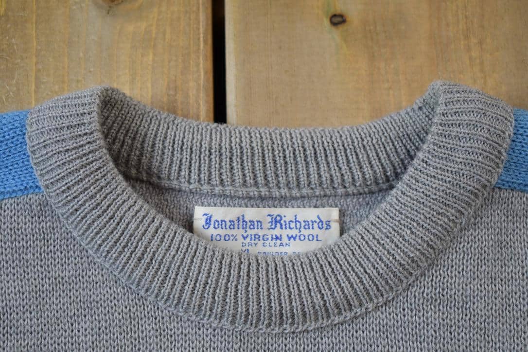 Vintage 1960s 100% Jonathan Richards Ski Wool Knit Sweater Men's Medium from propervintagecanada