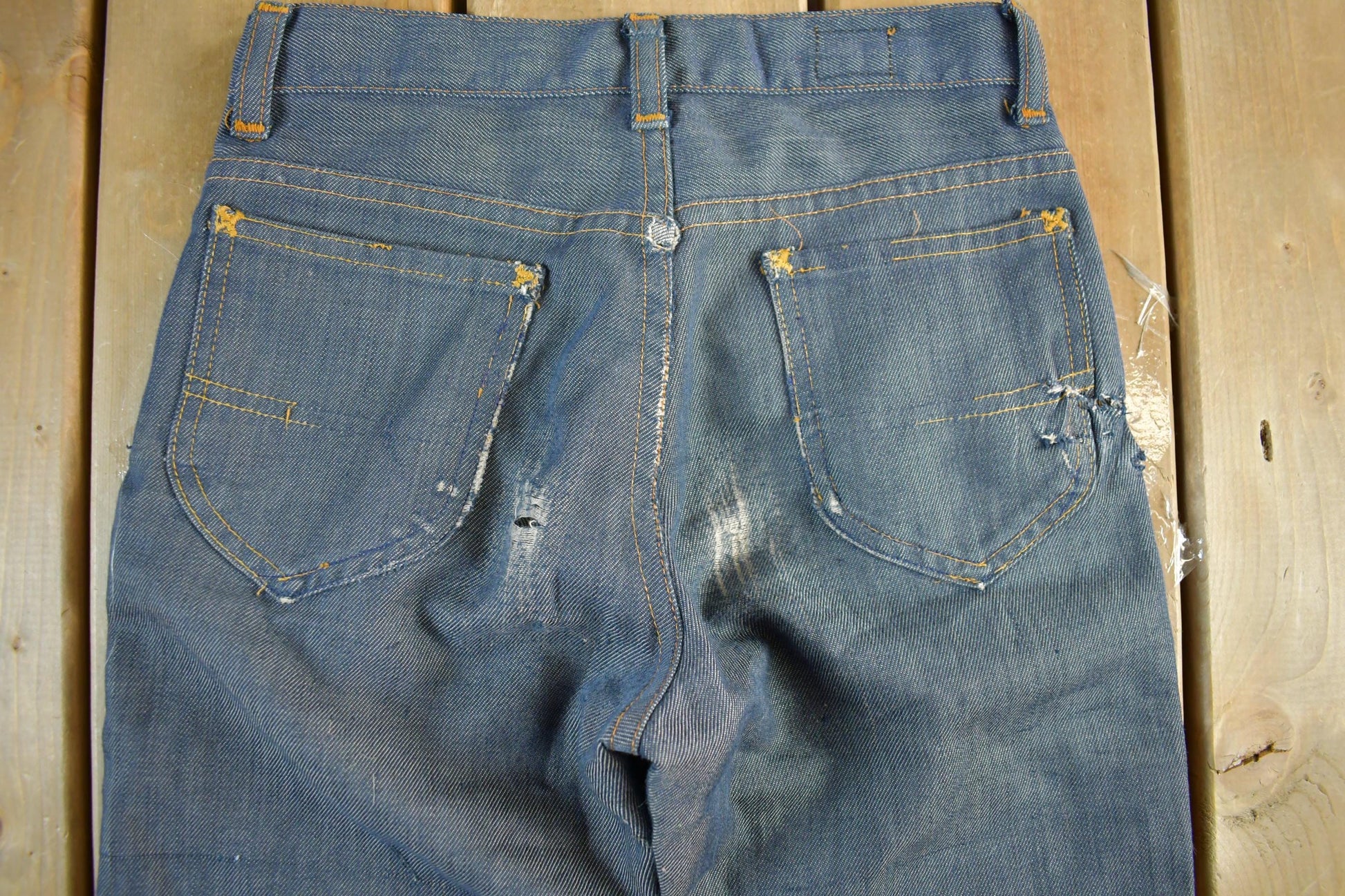 Vintage 1960s 1970s Lee Distressed Denim Jeans Youth 24 x 23.5 from propervintagecanada